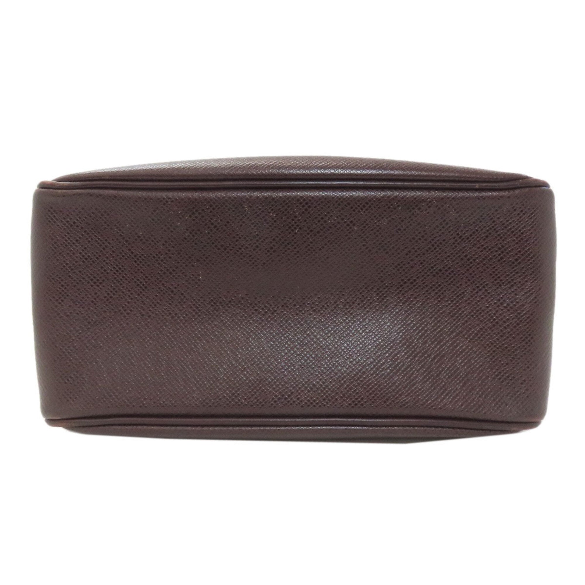 Louis Vuitton Acajou Taiga Leather Leather Shoulder Bag (Pre-Owned)