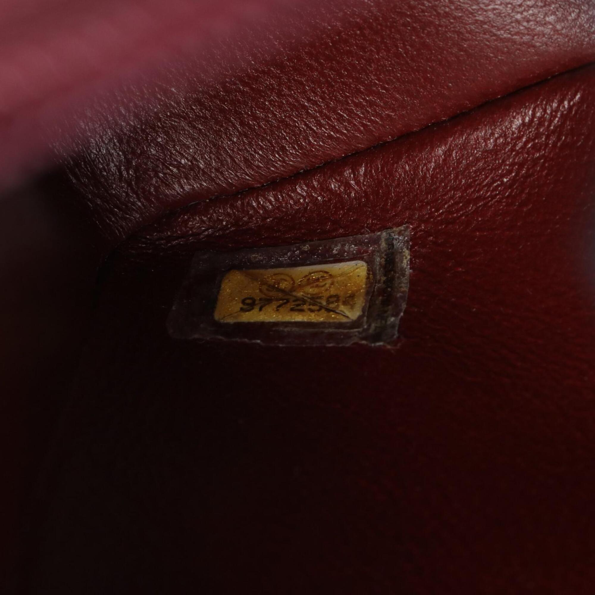 Chanel Black Leather Handbag (Pre-Owned)