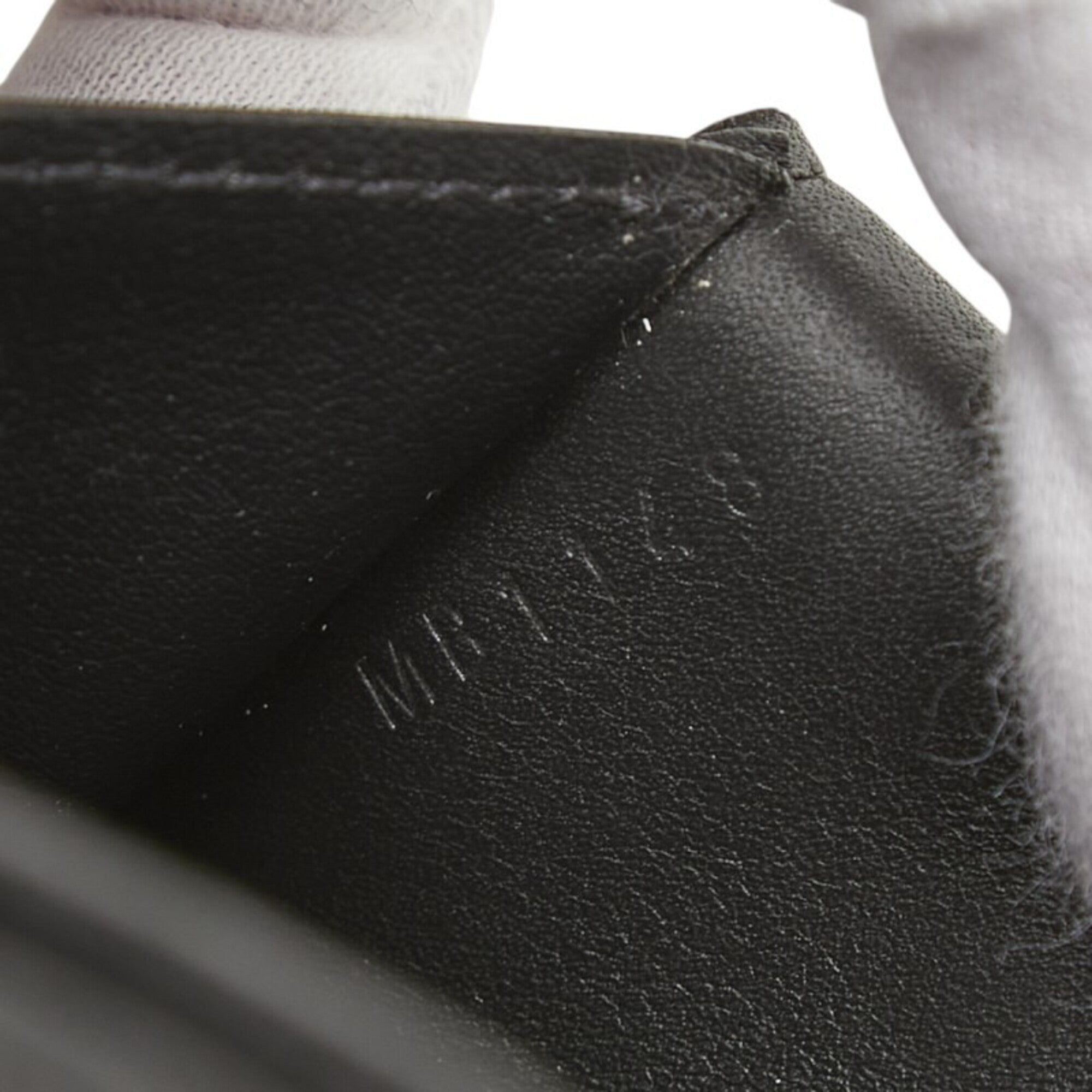 Louis Vuitton Black Onyx Leather Long Wallet (Bi-Fold) (Pre-Owned)