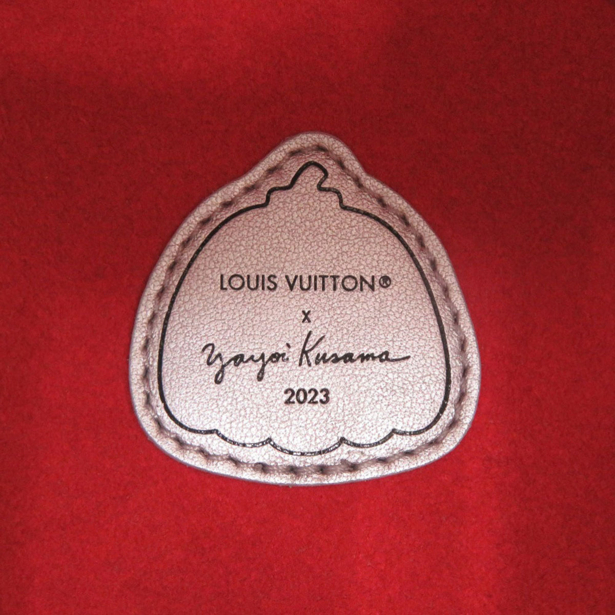Louis Vuitton Multi-Color Silver Leather Handbag Shoulder Bag (Pre-Owned)
