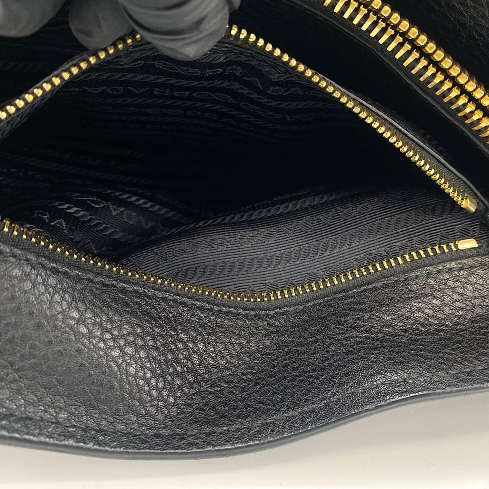 Prada Black Handbag Shoulder Bag (Pre-Owned)