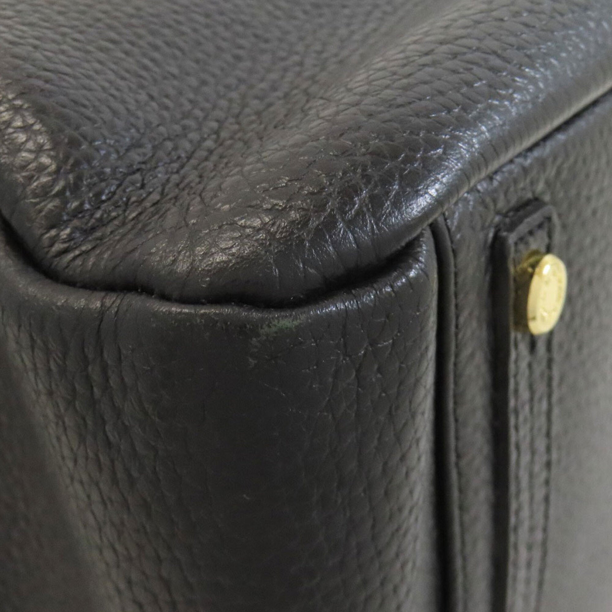 A.D.M.J Black Leather Handbag (Pre-Owned)