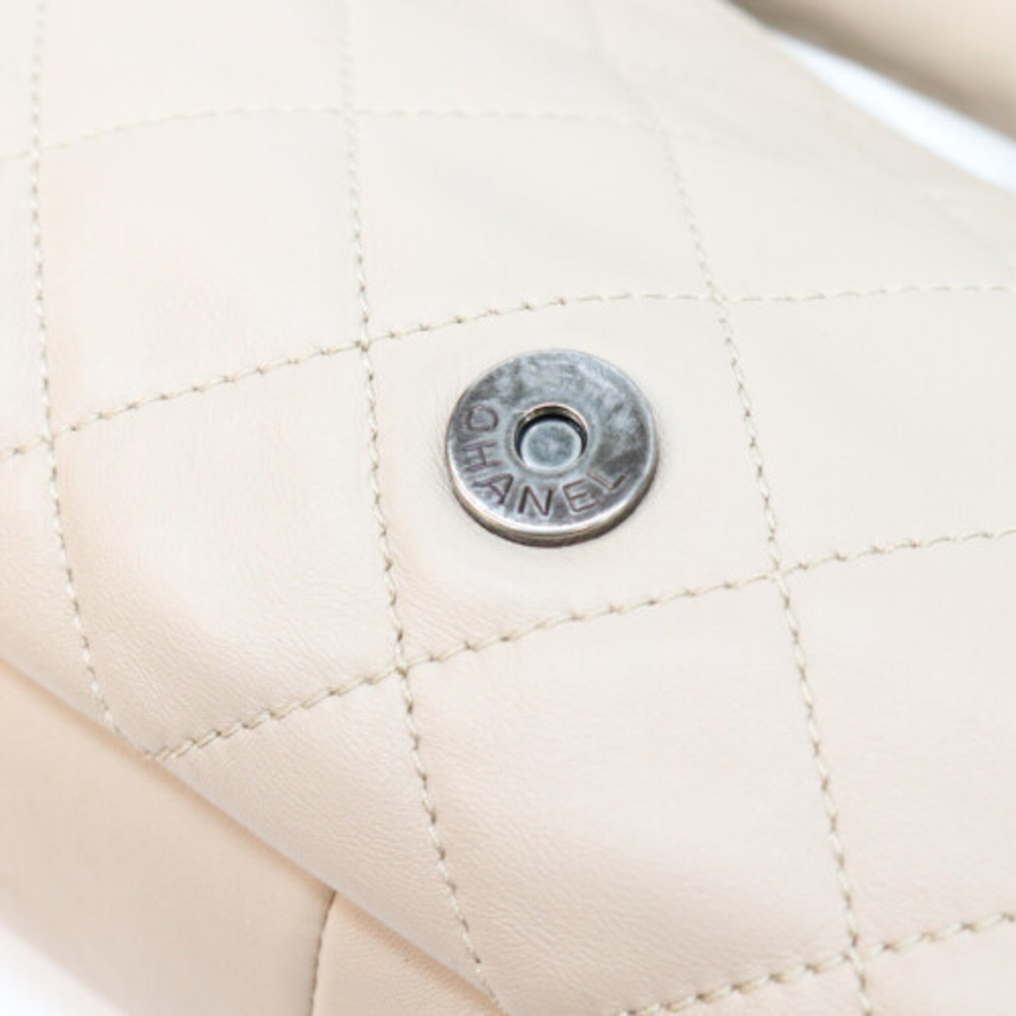 Chanel Black Ivory Leather Shoulder Bag (Pre-Owned)