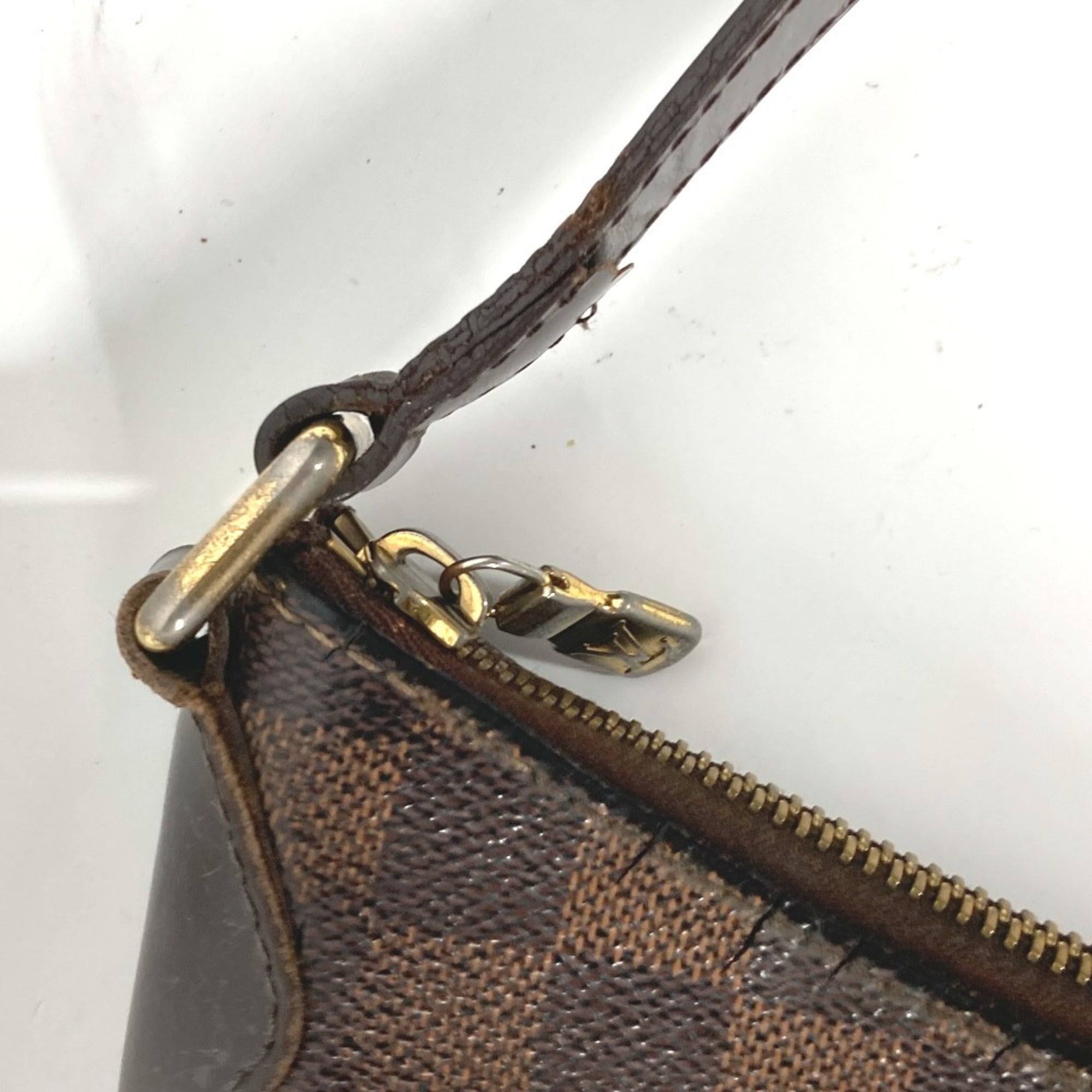 Louis Vuitton Brown Damier Canvas Ebene Damier Canvas Shoulder Bag (Pre-Owned)