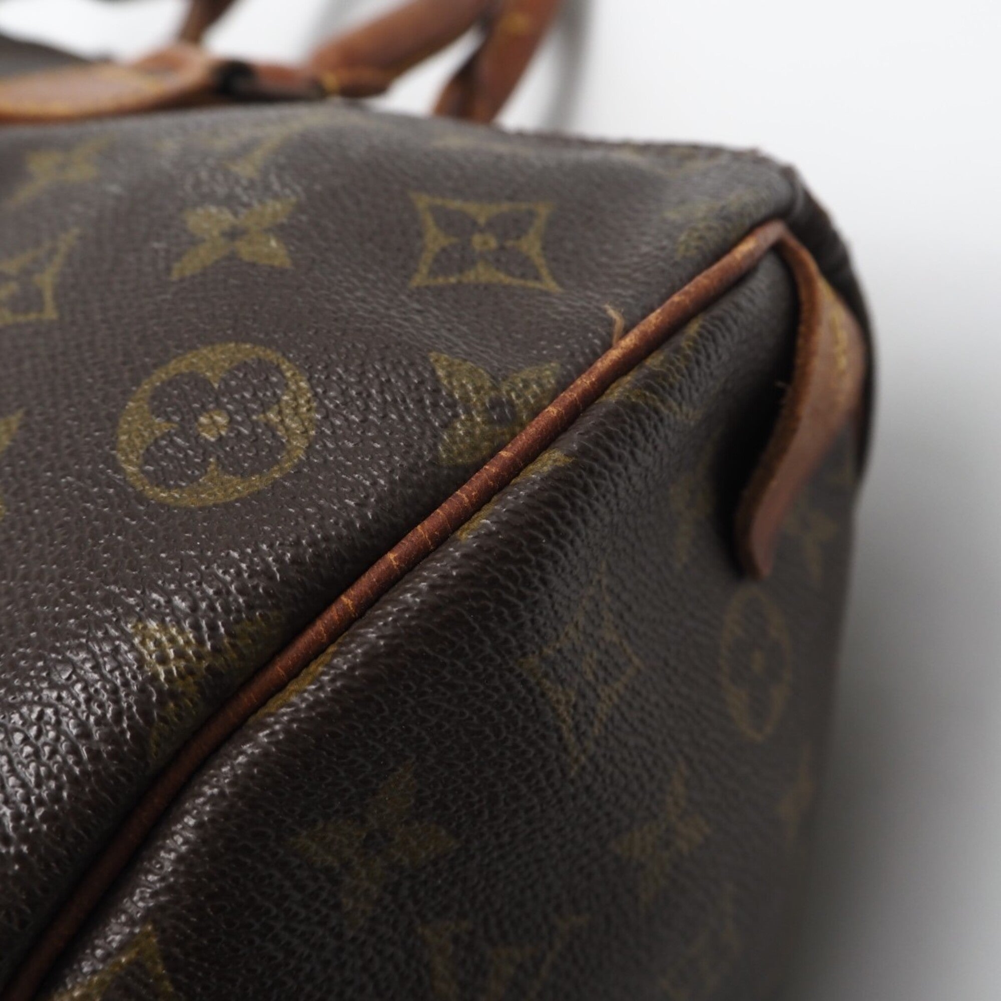 Louis Vuitton Brown Monogram Monogram Handbag (Pre-Owned)