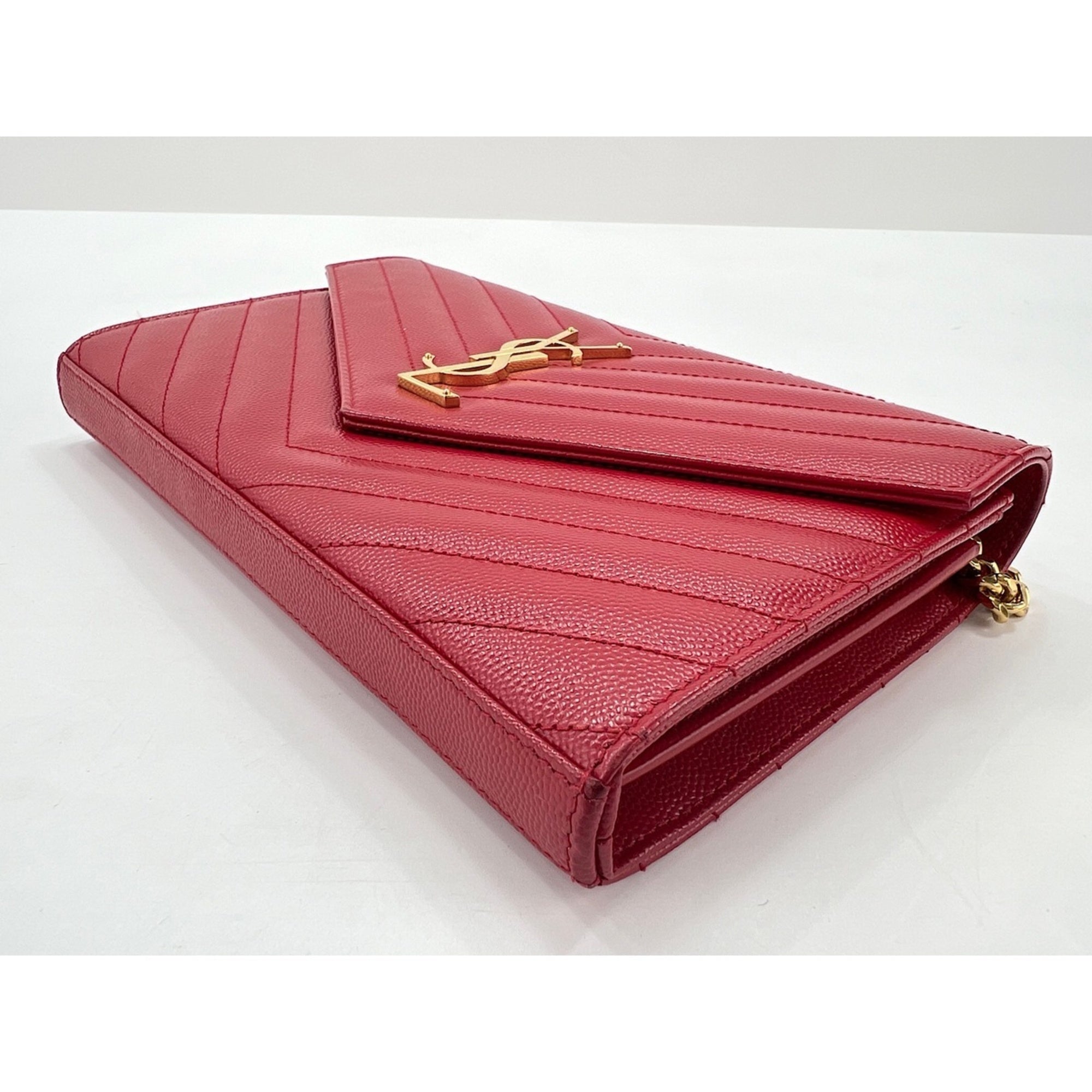 Yves Saint Laurent Cassandre Red Color Shoulder Bag (Pre-Owned)