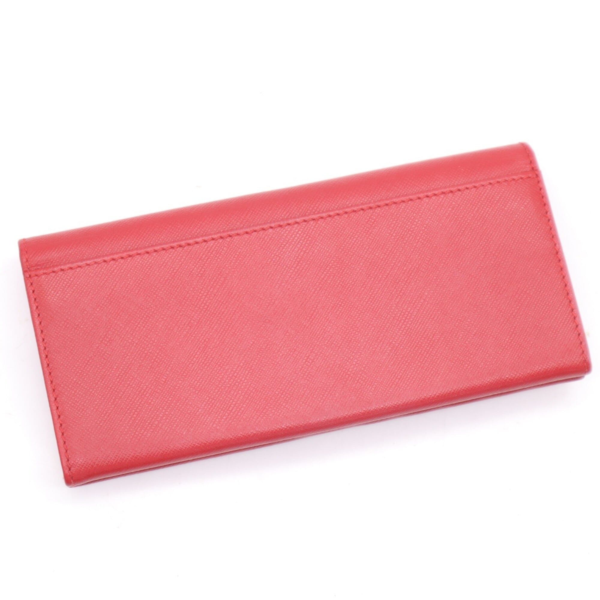 Salvatore Ferragamo Red Color Leather Long Wallet (Bi-Fold) (Pre-Owned)