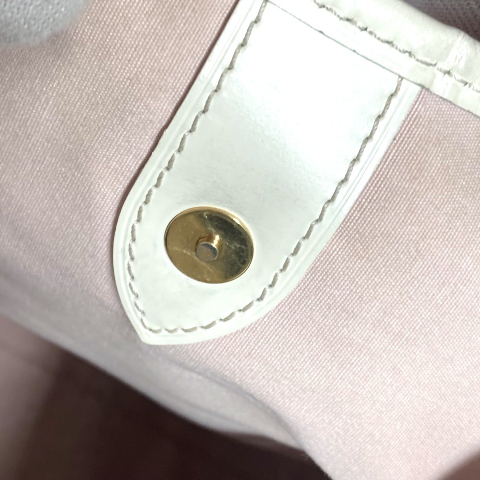 Louis Vuitton Multi-Color Leather Canvas Shoulder Bag (Pre-Owned)