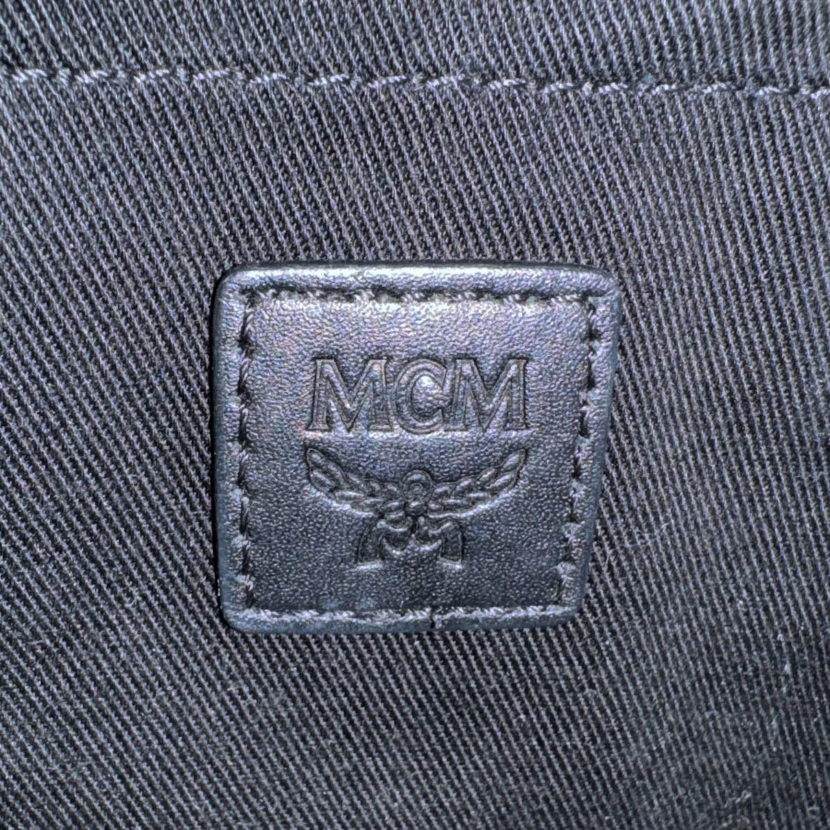 Mcm Black White Leather Handbag (Pre-Owned)