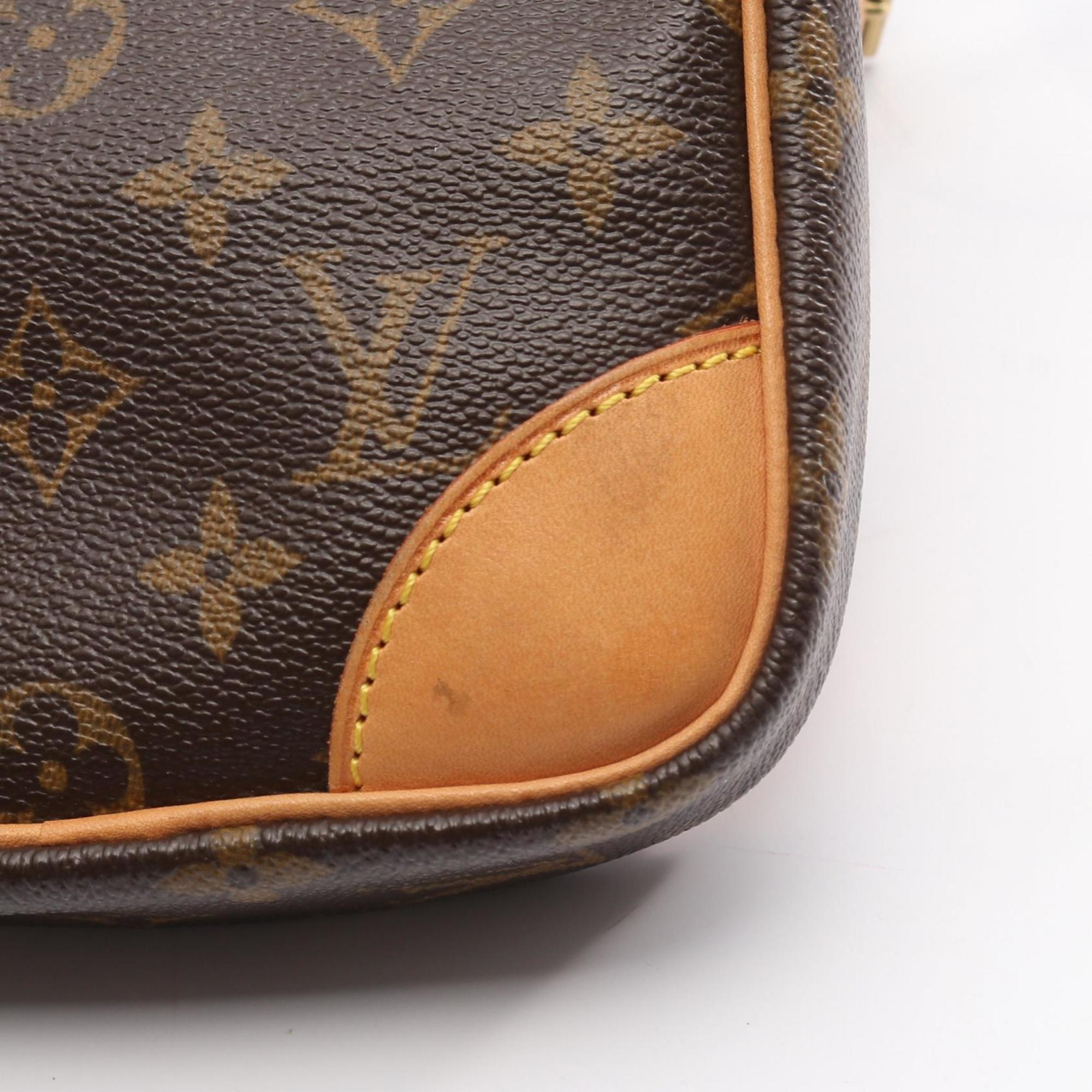Louis Vuitton Brown Pvc Leather Shoulder Bag (Pre-Owned)