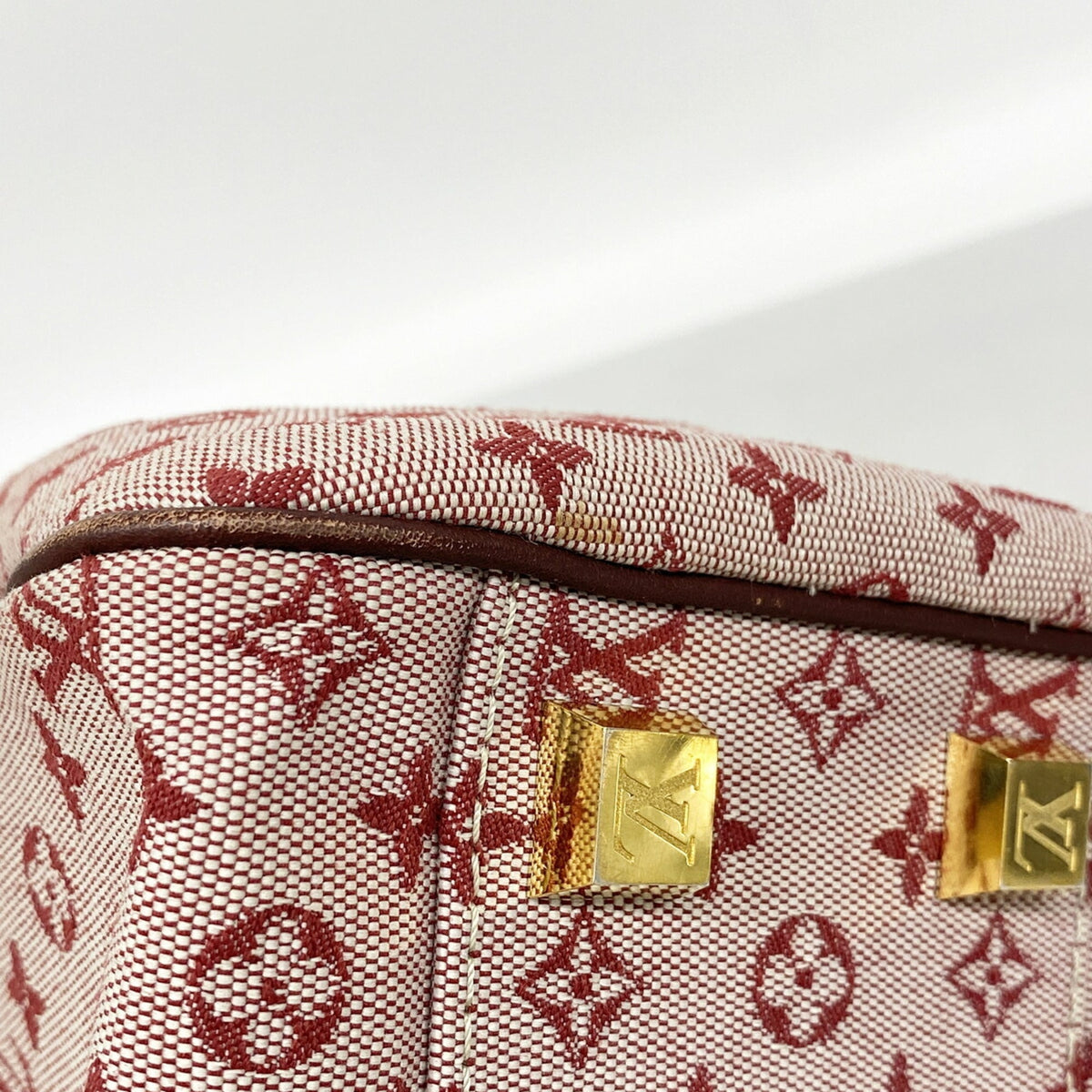 Louis Vuitton Cerise Handbag (Pre-Owned)