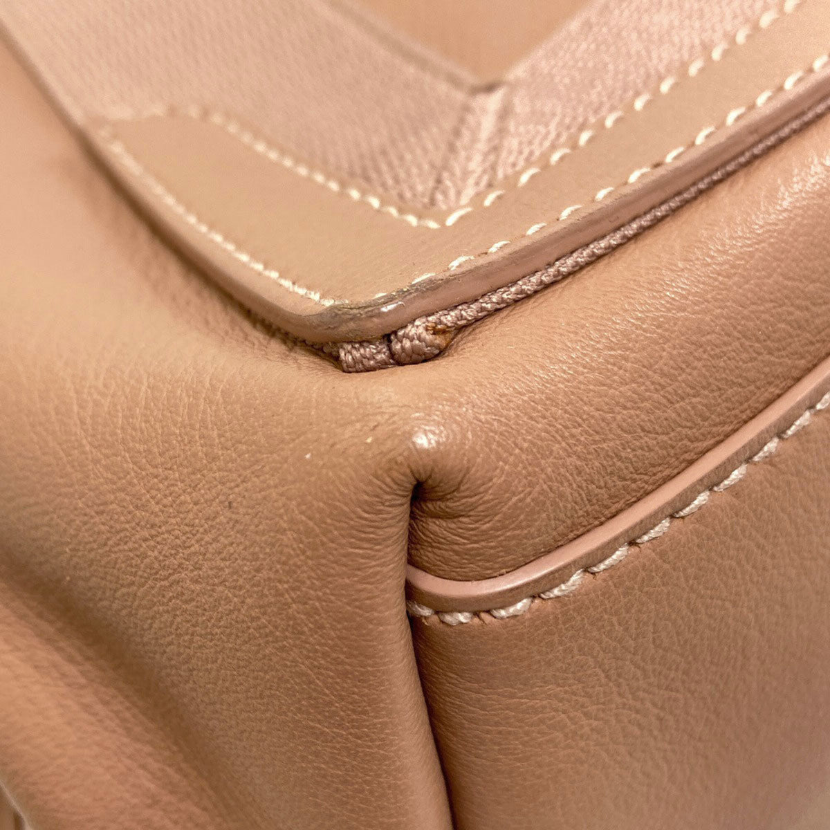 Balenciaga Brown Leather Handbag Pouch (Pre-Owned)