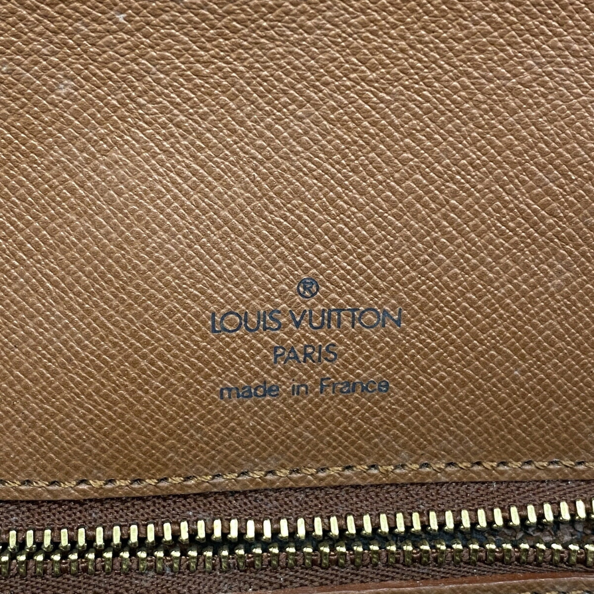 Louis Vuitton Brown Shoulder Bag (Pre-Owned)