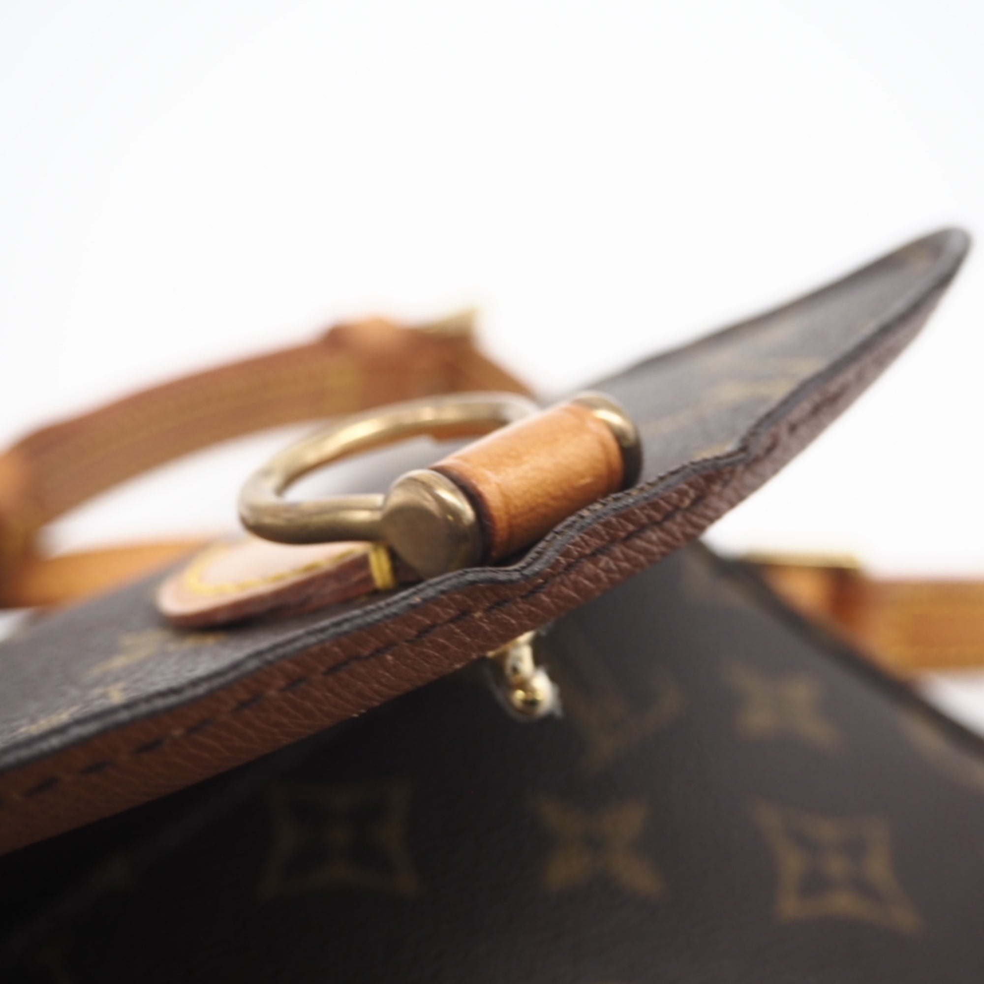 Louis Vuitton Brown Monogram Monogram Shoulder Bag (Pre-Owned)