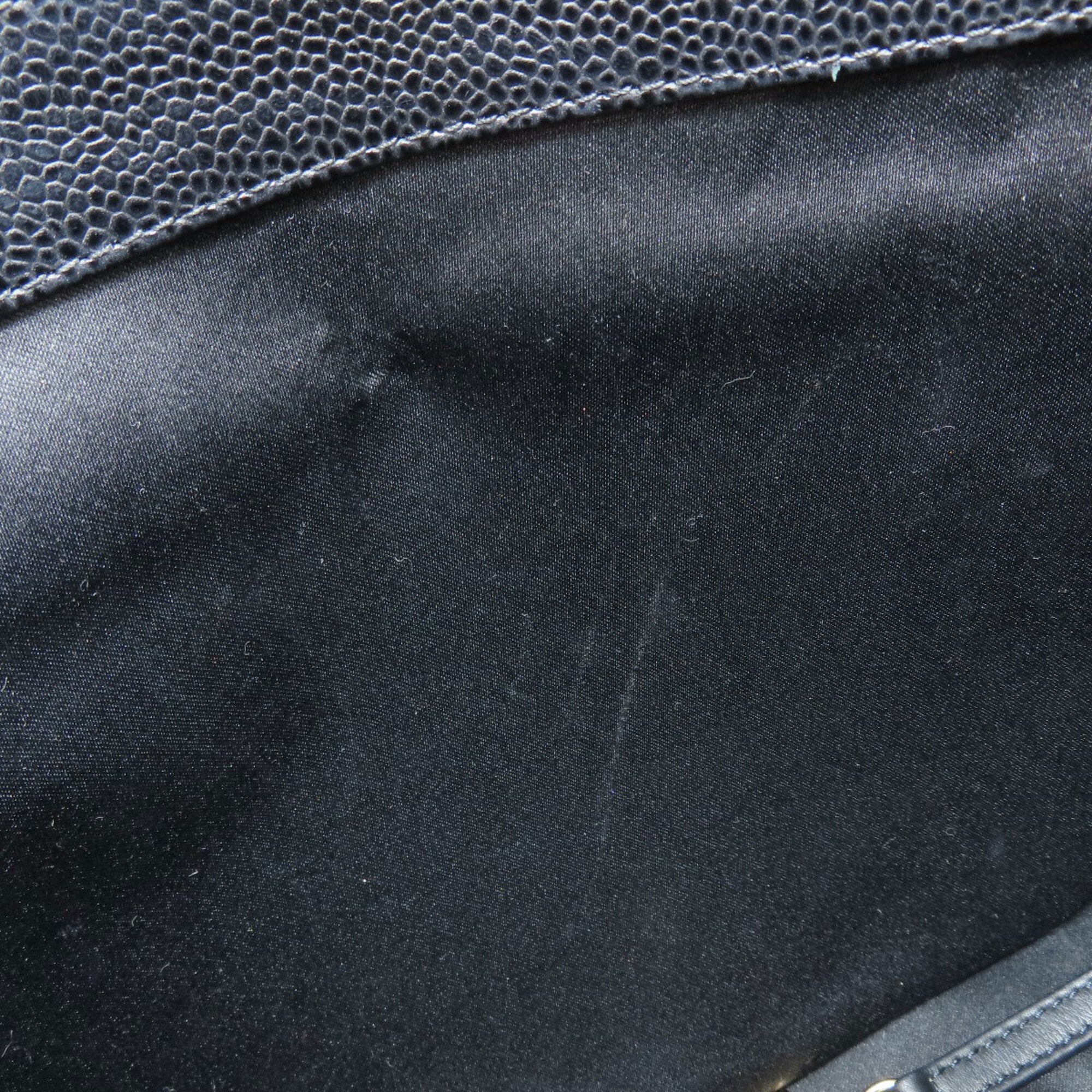 Chanel Black Leather Tote Bag (Pre-Owned)