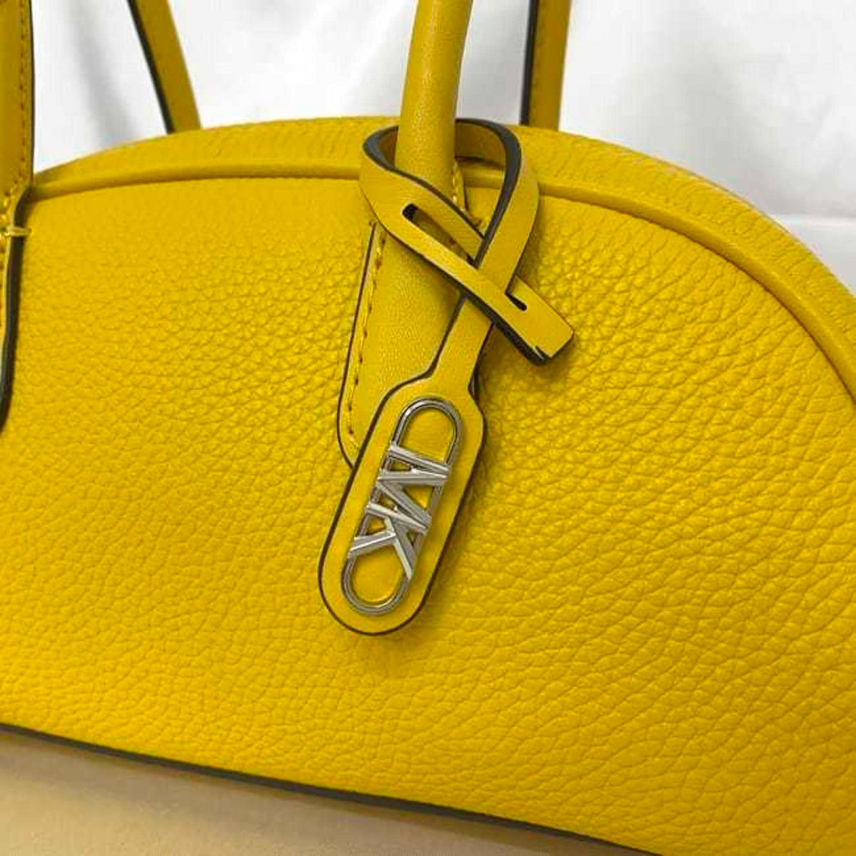 Michael Kors Yellow Leather Handbag (Pre-Owned)
