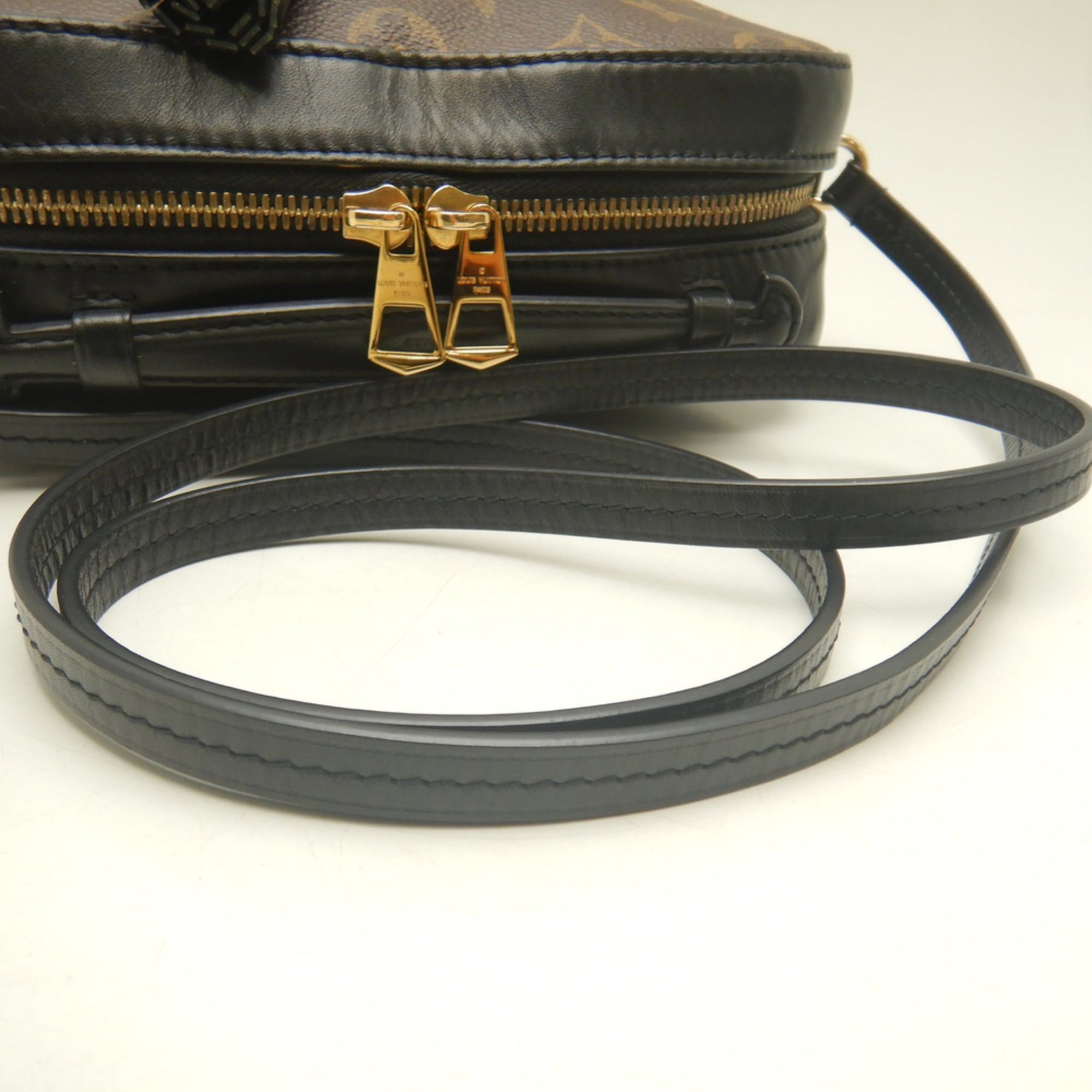 Louis Vuitton Monogram Brown Monogram Shoulder Bag (Pre-Owned)