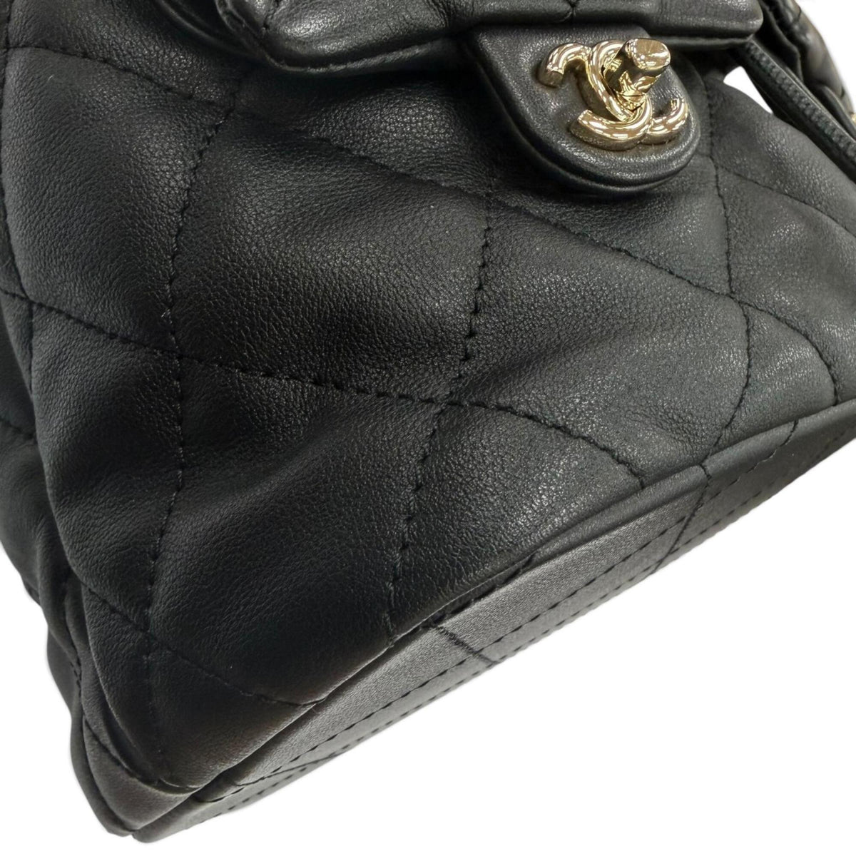 Chanel Black Leather Backpack (Pre-Owned)