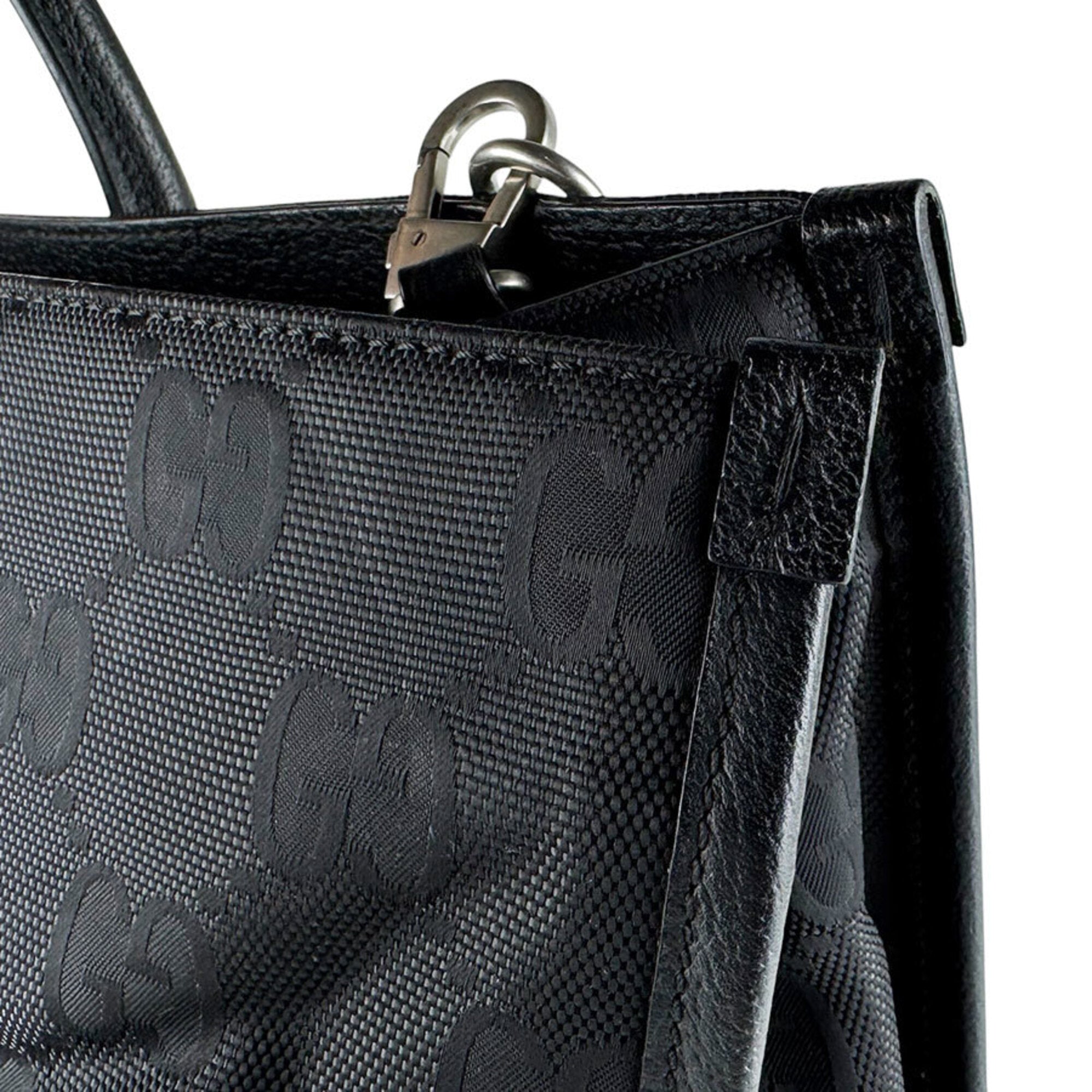 Gucci Black Nylon Leather Handbag Shoulder Bag (Pre-Owned)
