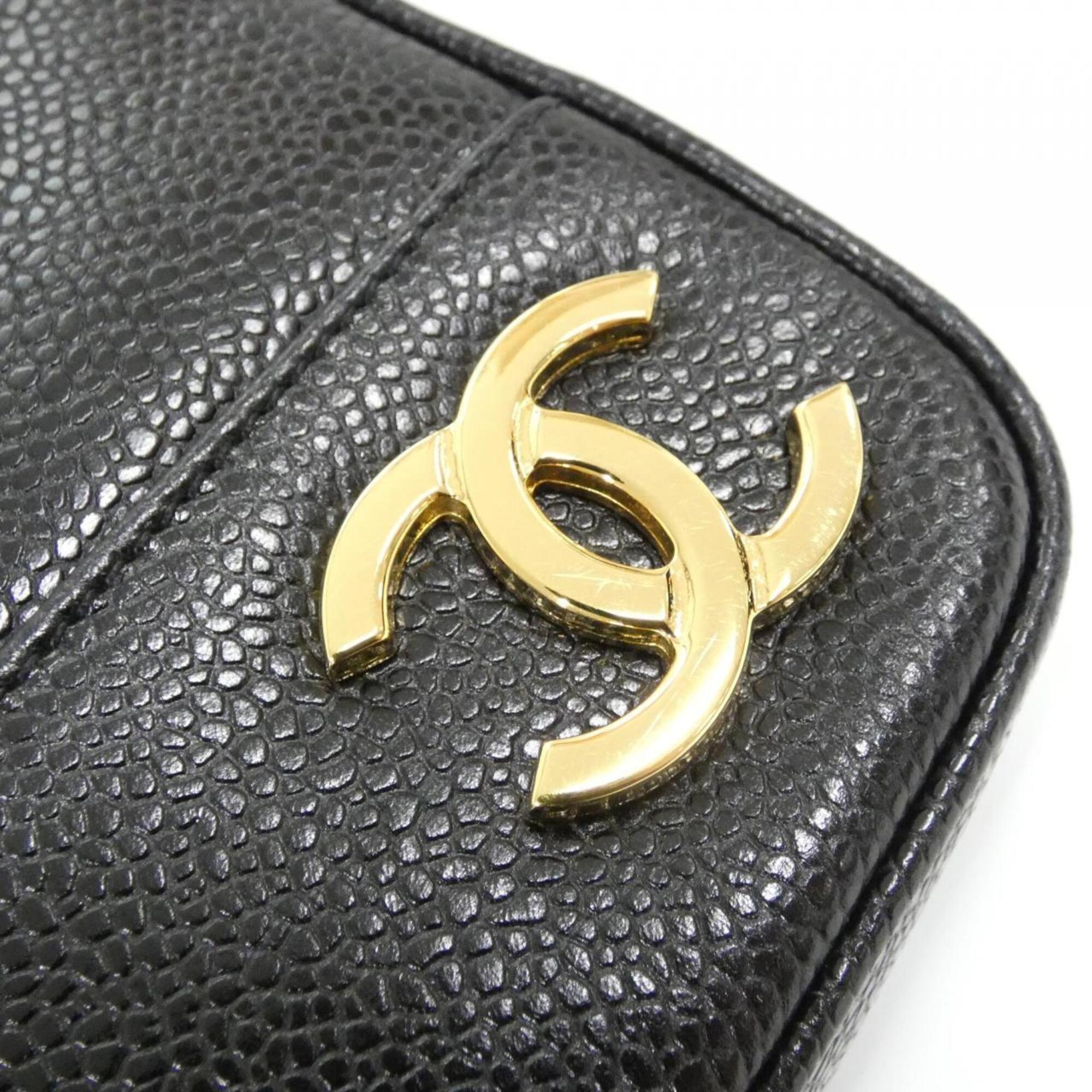 Chanel Black Grained Calfskin Shoulder Bag (Pre-Owned)