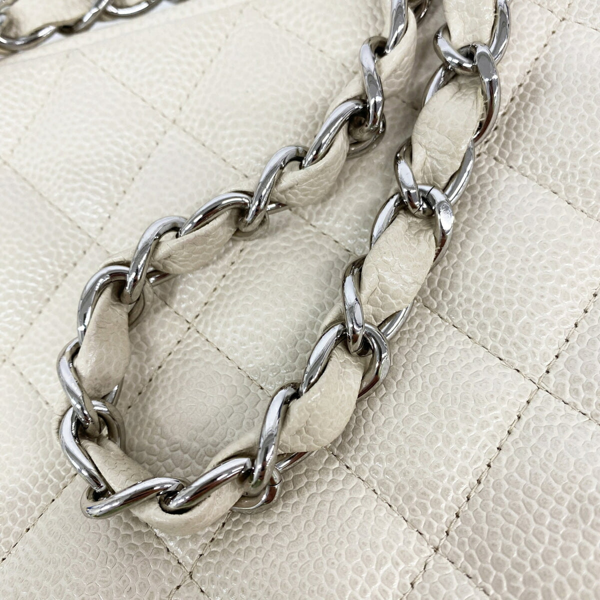 Chanel Ivory Grained Calfskin Shoulder Bag (Pre-Owned)