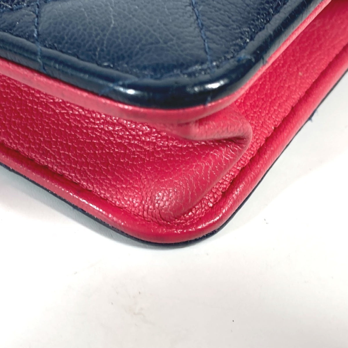 Chanel Navy Pink Grained Calfskin Pochette Shoulder Bag (Pre-Owned)