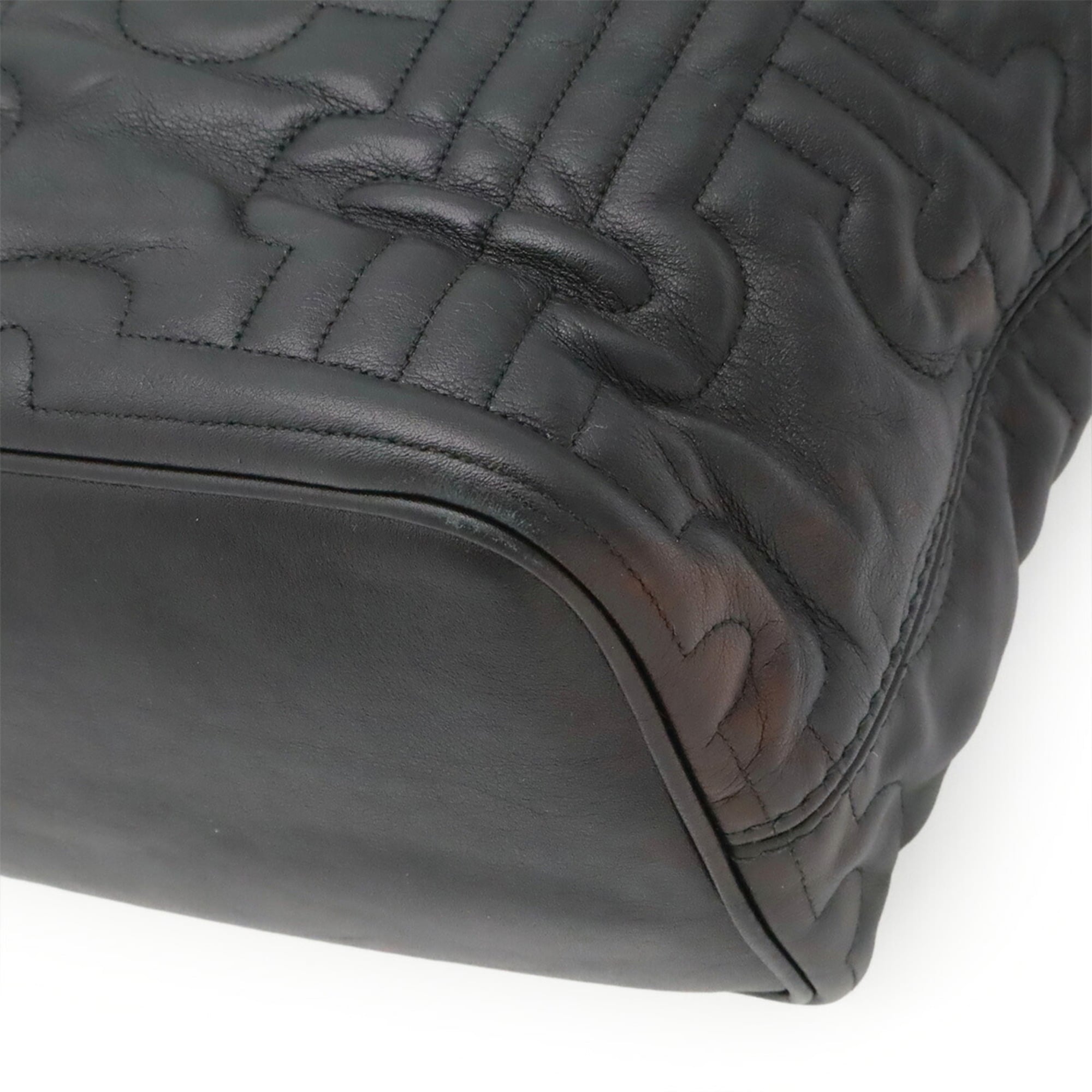 Bvlgari Black Quilting Shoulder Bag Tote Bag (Pre-Owned)