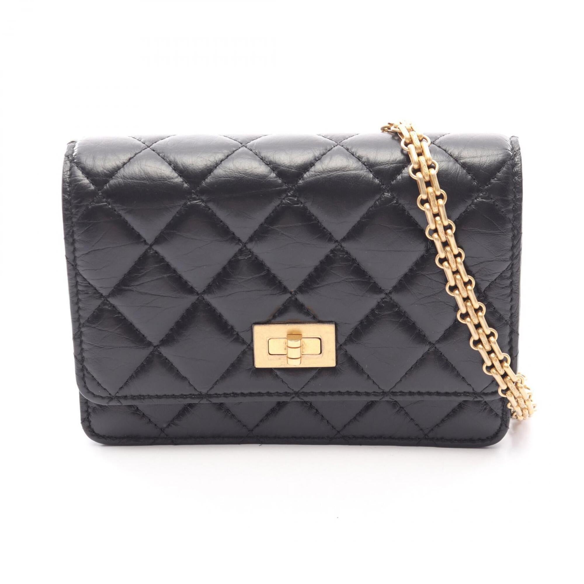 Chanel Black Leather Handbag Shoulder Bag (Pre-Owned)