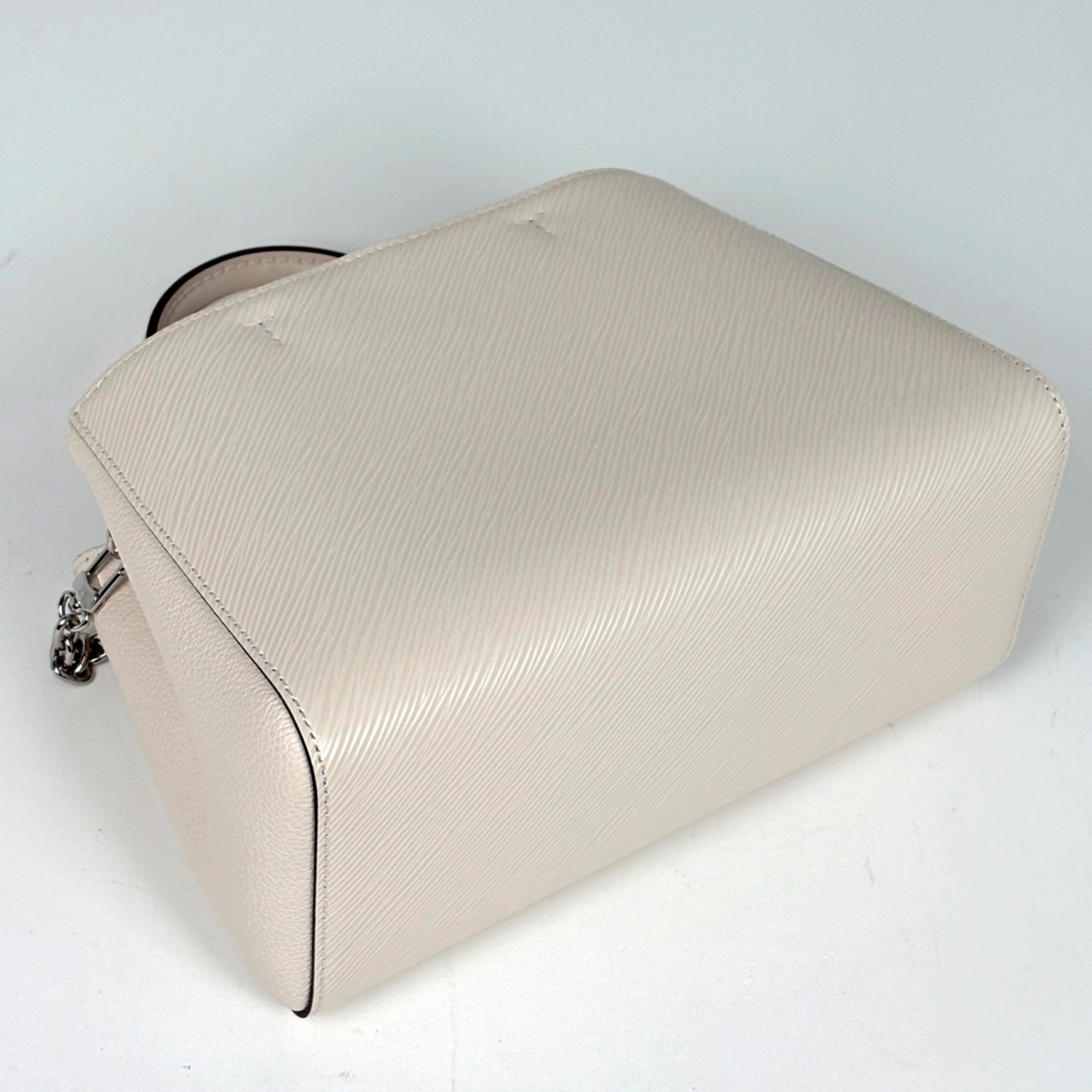 Louis Vuitton Epi Leather Handbag (Pre-Owned)