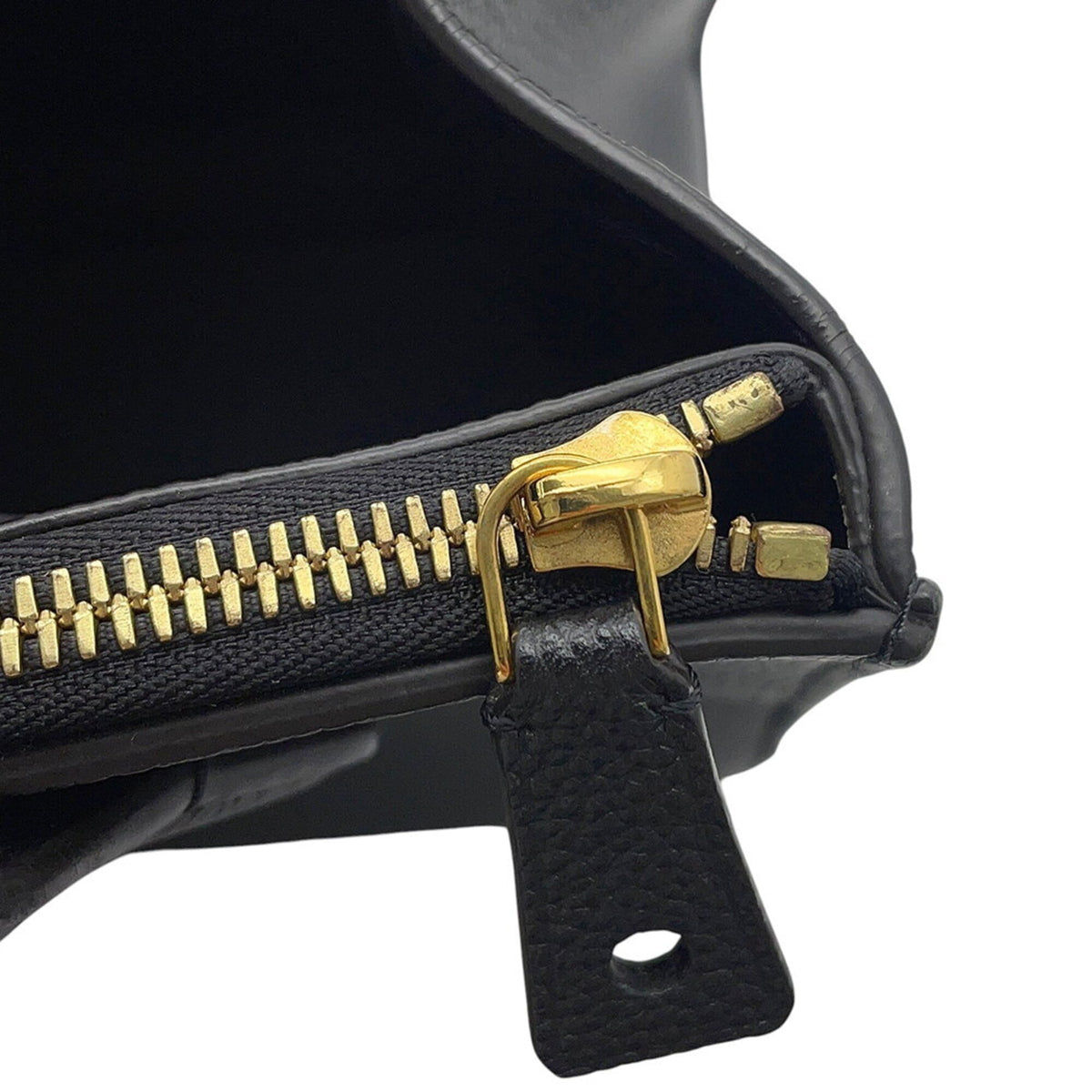 Louis Vuitton Black Noir Leather Handbag Shoulder Bag (Pre-Owned)