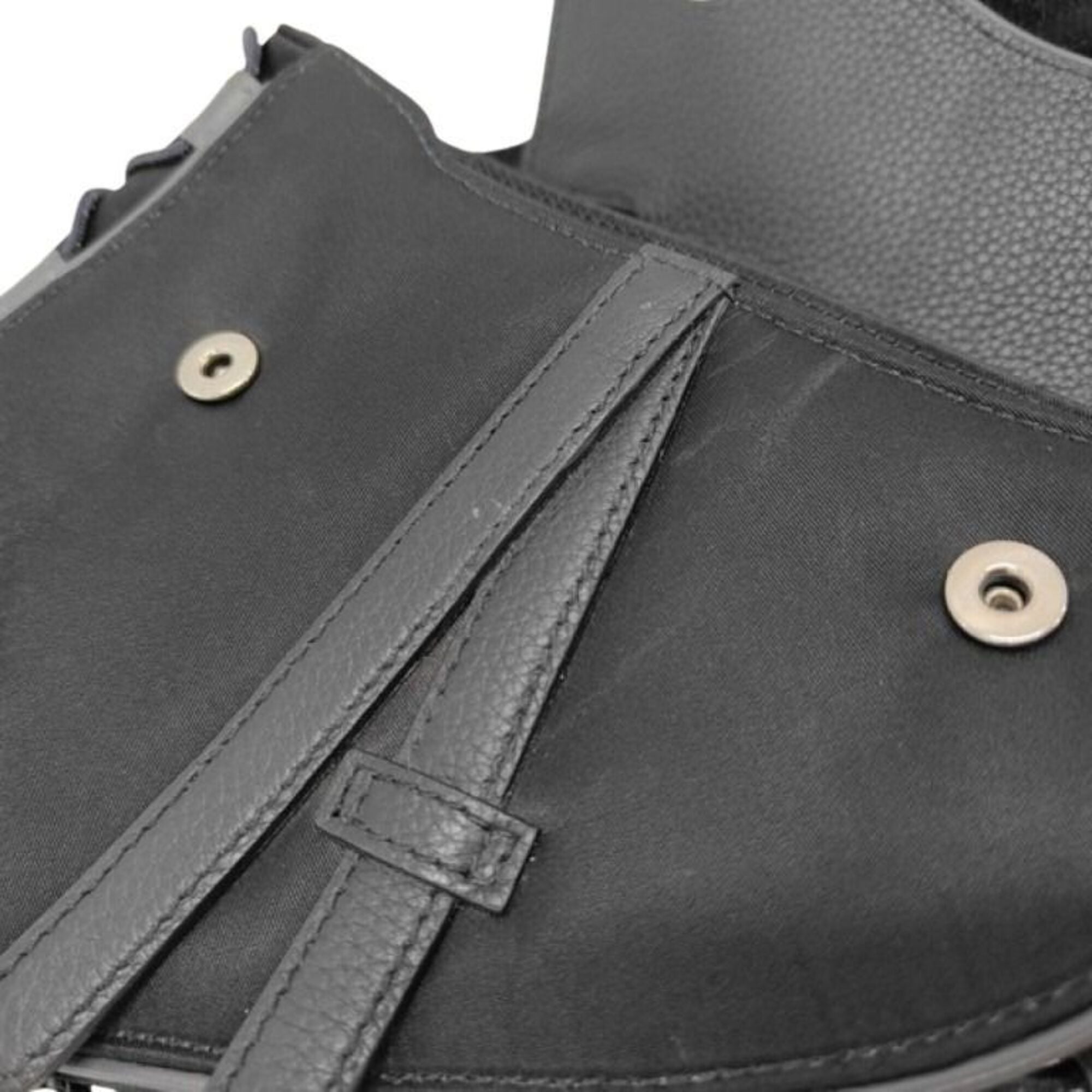 Christian Dior Black Nylon Leather Shoulder Bag (Pre-Owned)