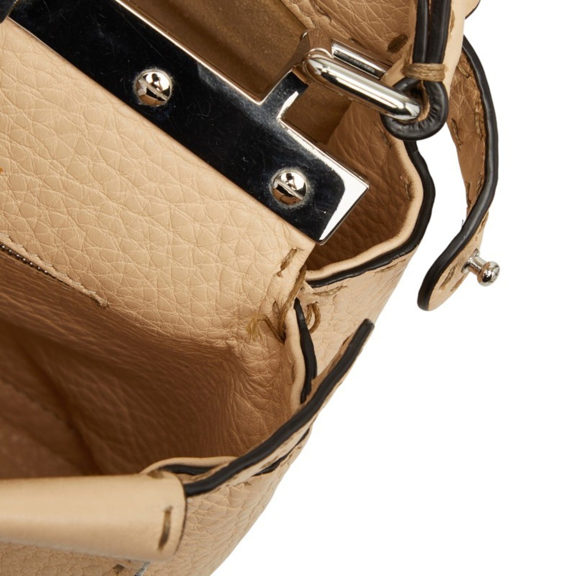 Fendi Beige Leather Handbag Shoulder Bag (Pre-Owned)
