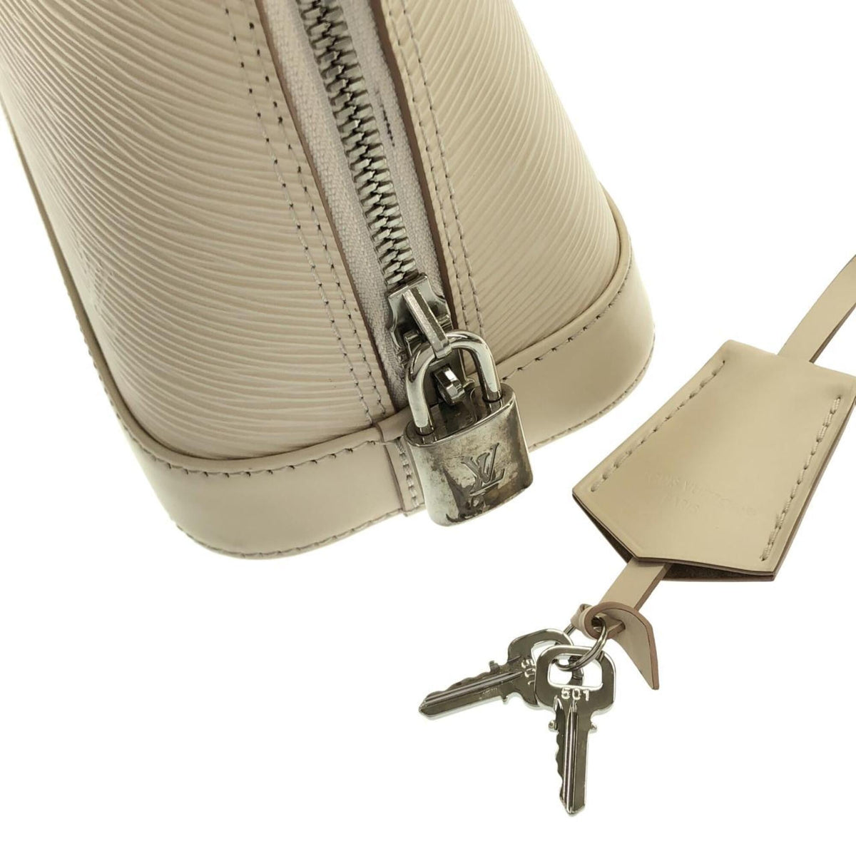 Louis Vuitton Beige Leather Handbag (Pre-Owned)
