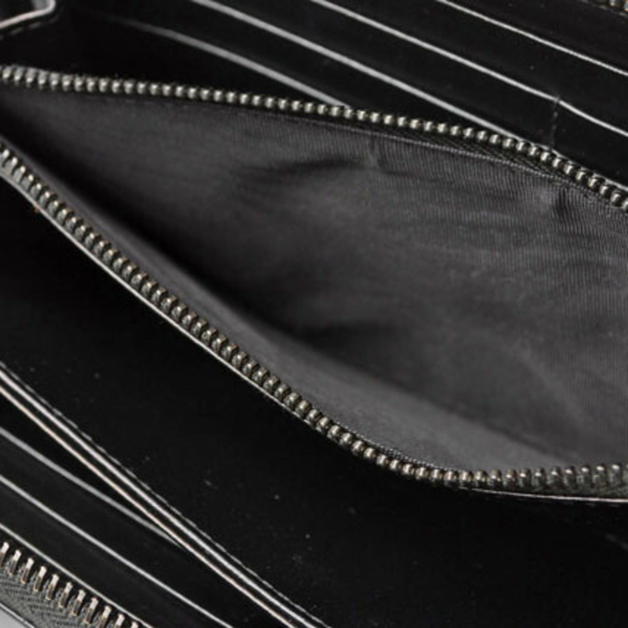 Prada Black Nero Saffiano Long Wallet (Bi-Fold) (Pre-Owned)