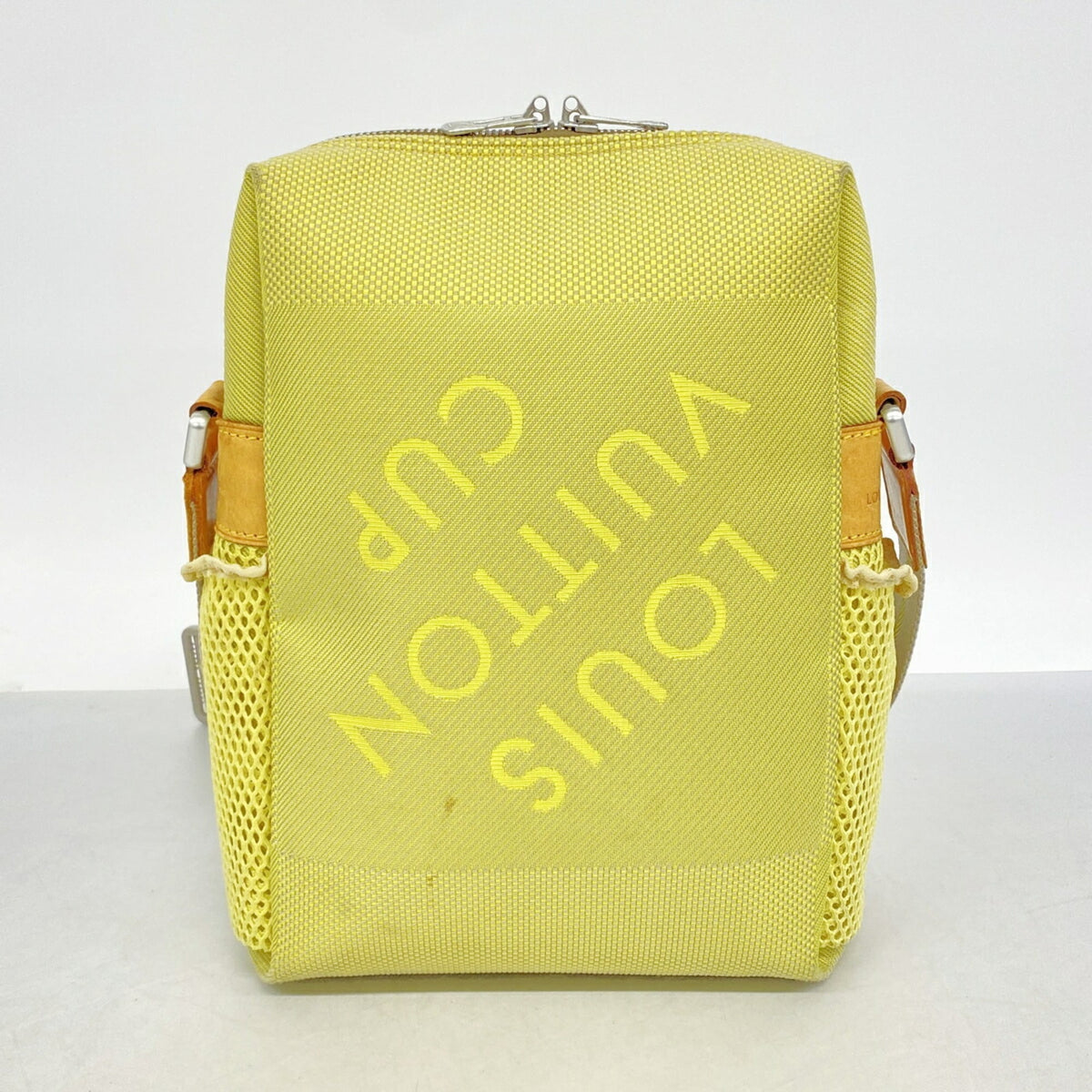Louis Vuitton Yellow Shoulder Bag (Pre-Owned)