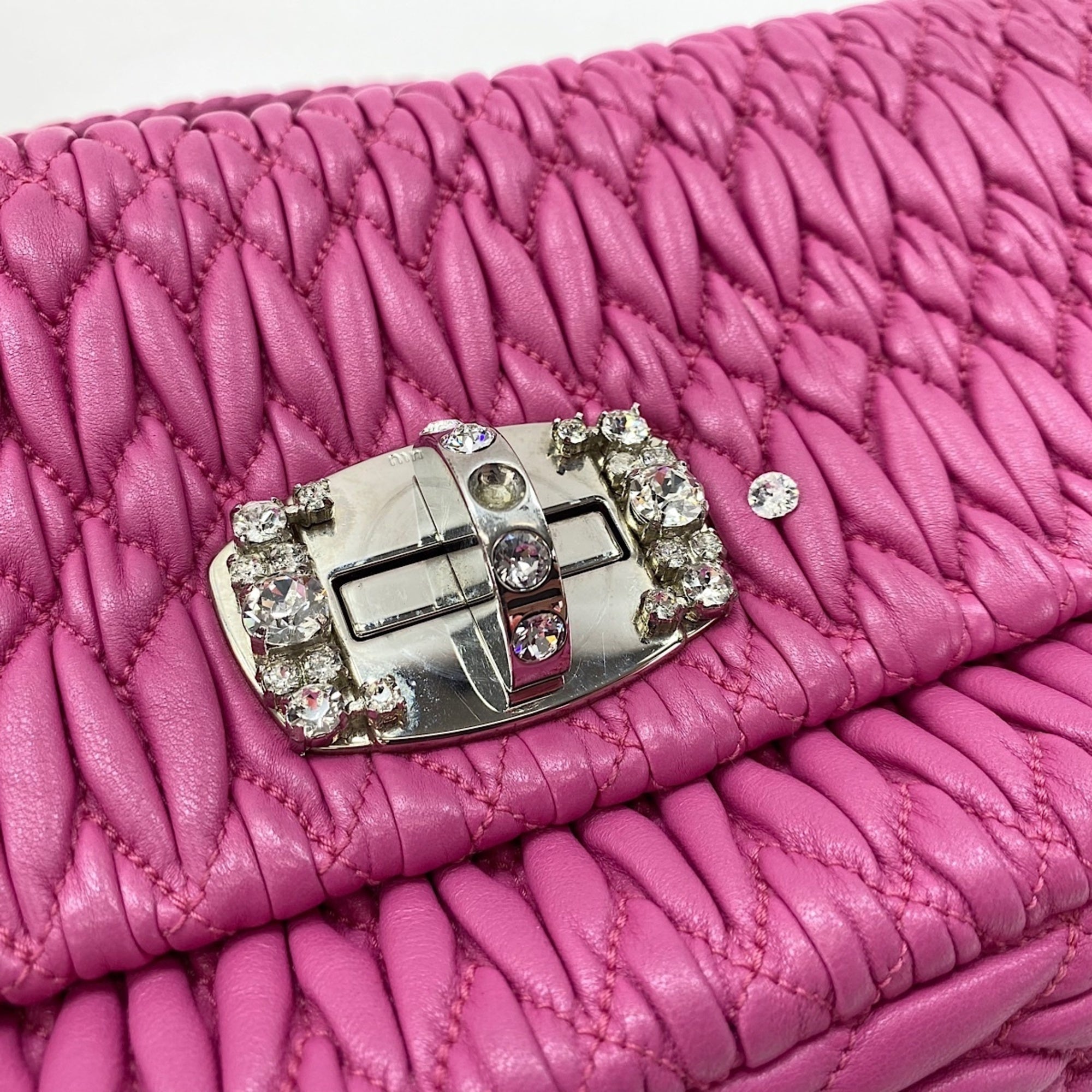 Miu Miu Pink Shoulder Bag (Pre-Owned)