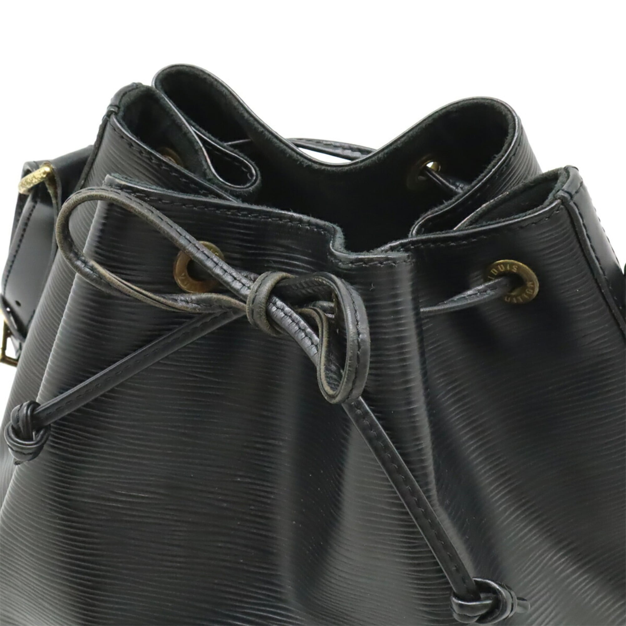 Louis Vuitton Black Noir Epi Leather Shoulder Bag (Pre-Owned)