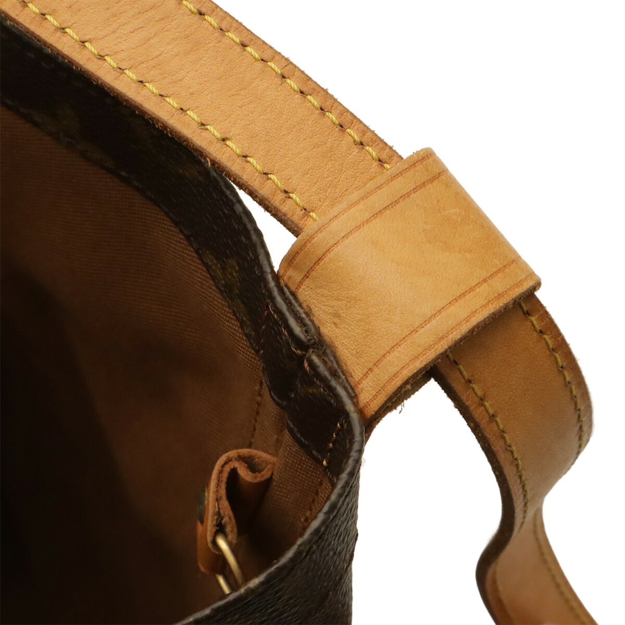 Louis Vuitton Brown Monogram Canvas Shoulder Bag (Pre-Owned)