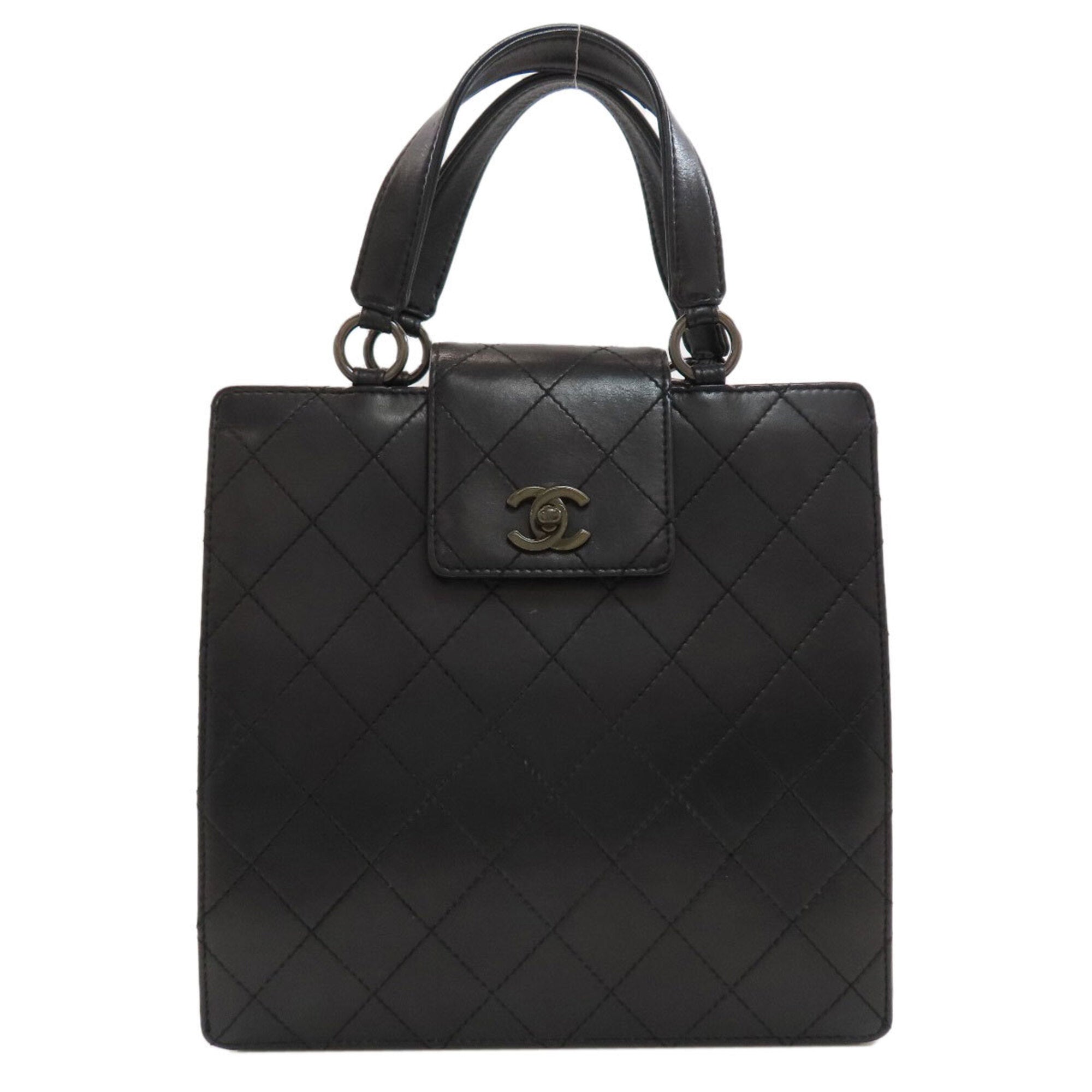 Chanel Matelasse Black Leather Handbag (Pre-Owned)