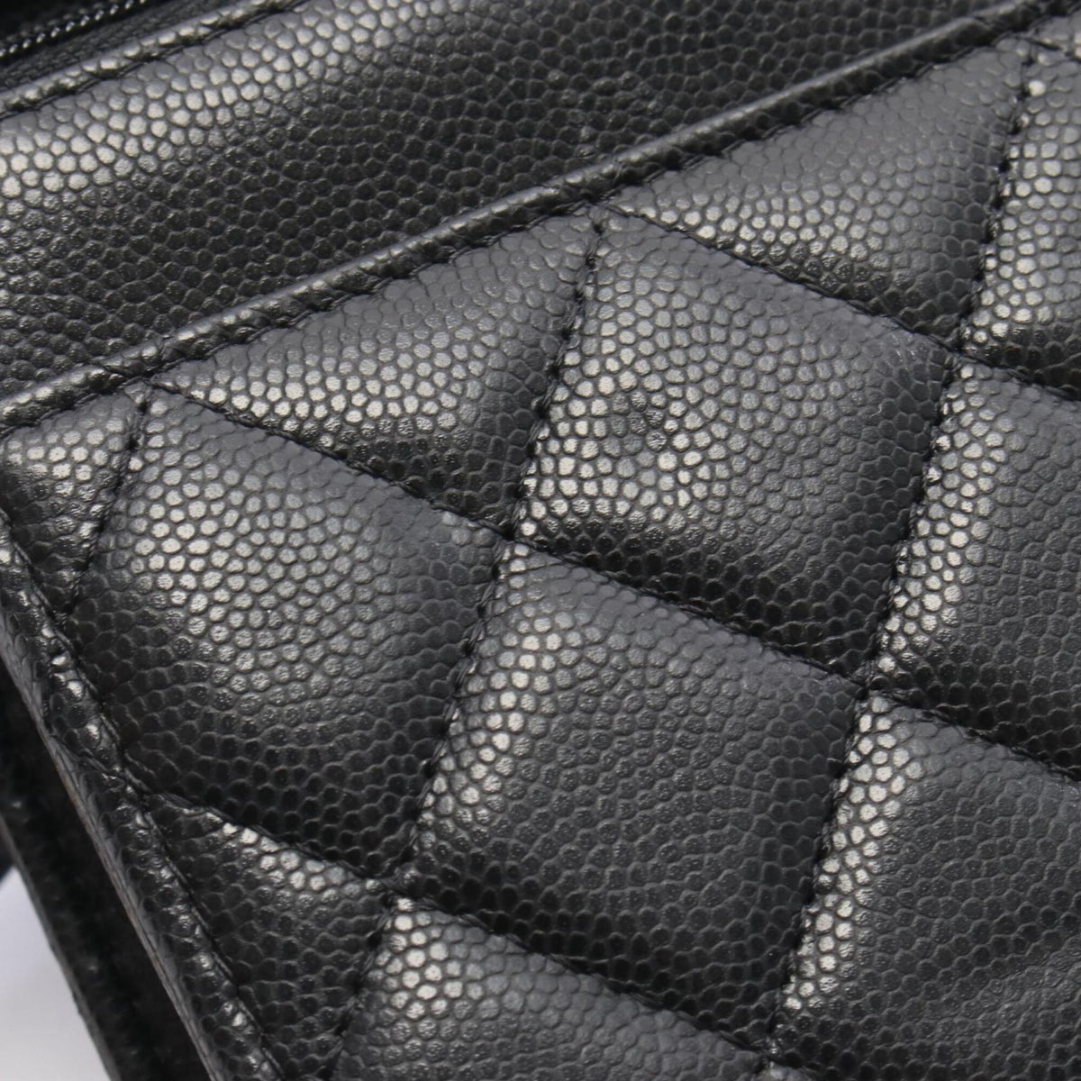 Chanel Black Grained Calfskin Shoulder Bag (Pre-Owned)