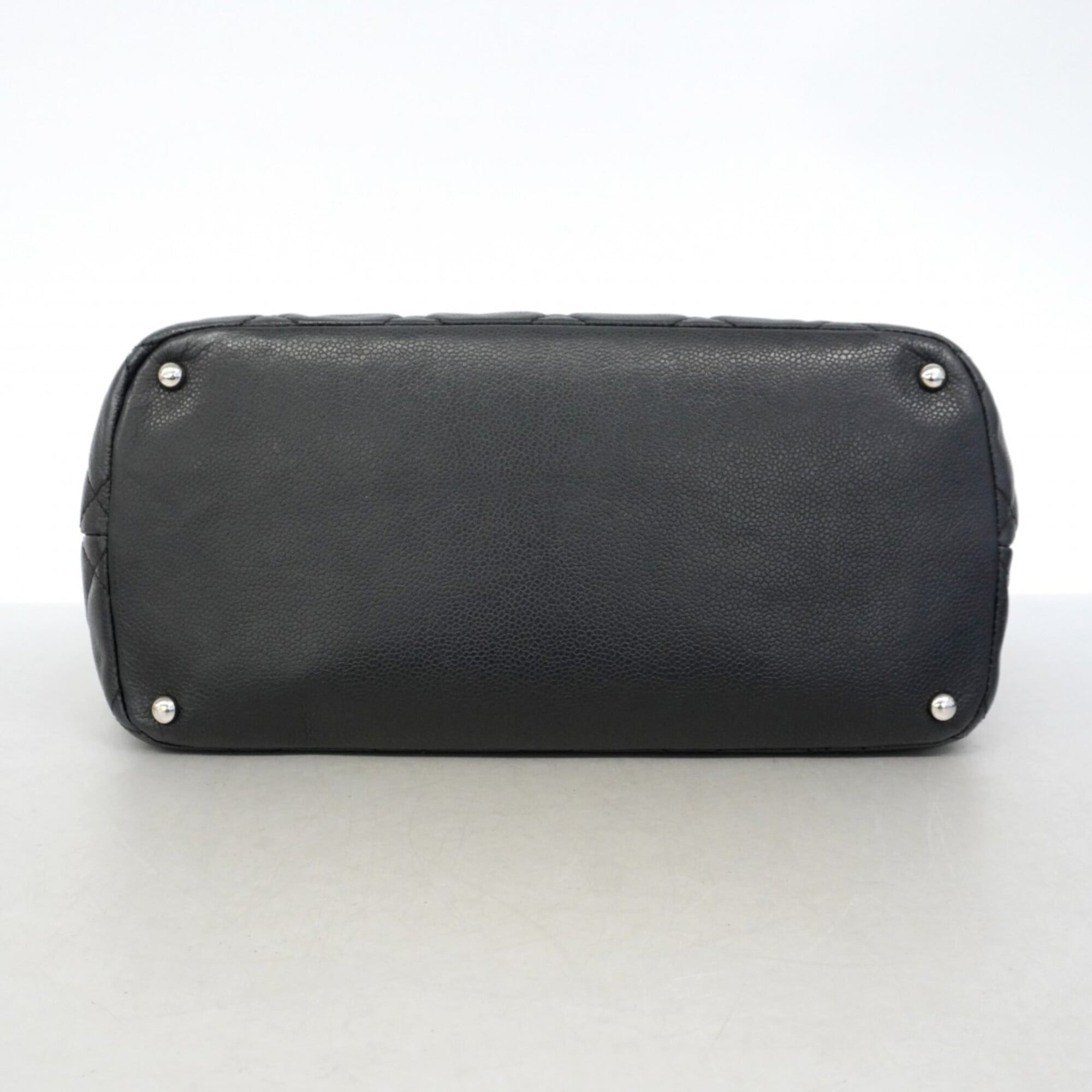 Chanel Black Grained Calfskin Tote Bag (Pre-Owned)