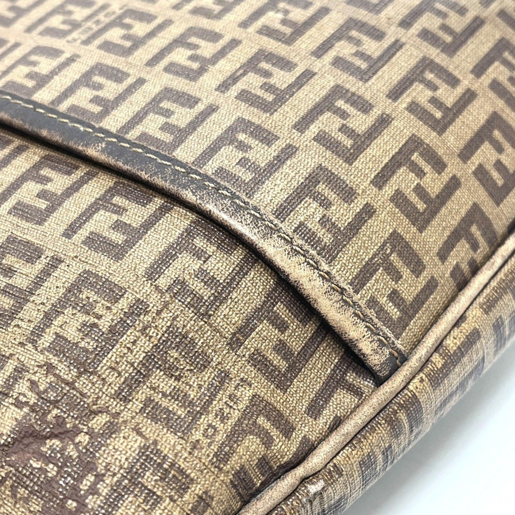 Fendi Beige Pvc Pochette Shoulder Bag (Pre-Owned)