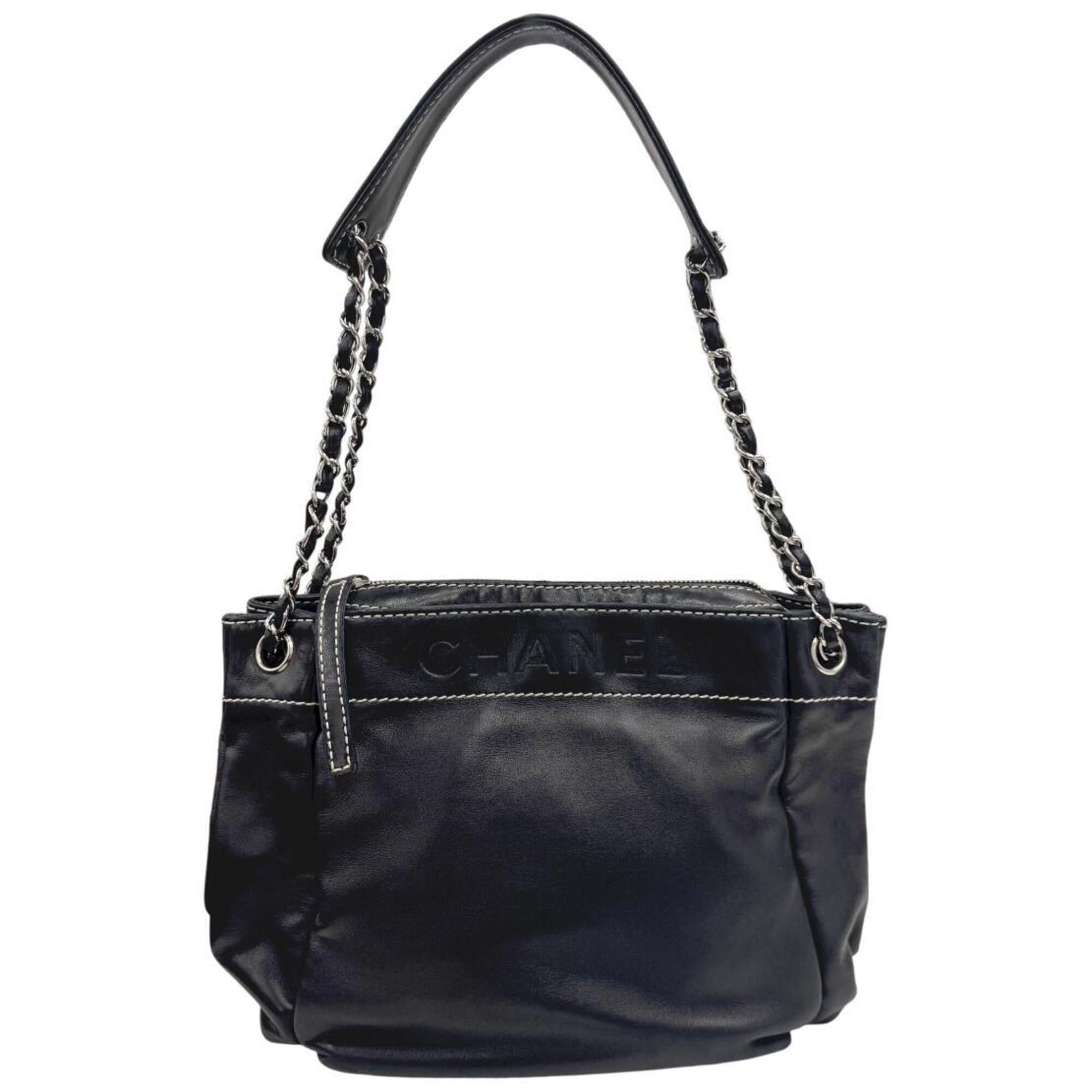Chanel Black Leather Tote Bag (Pre-Owned)