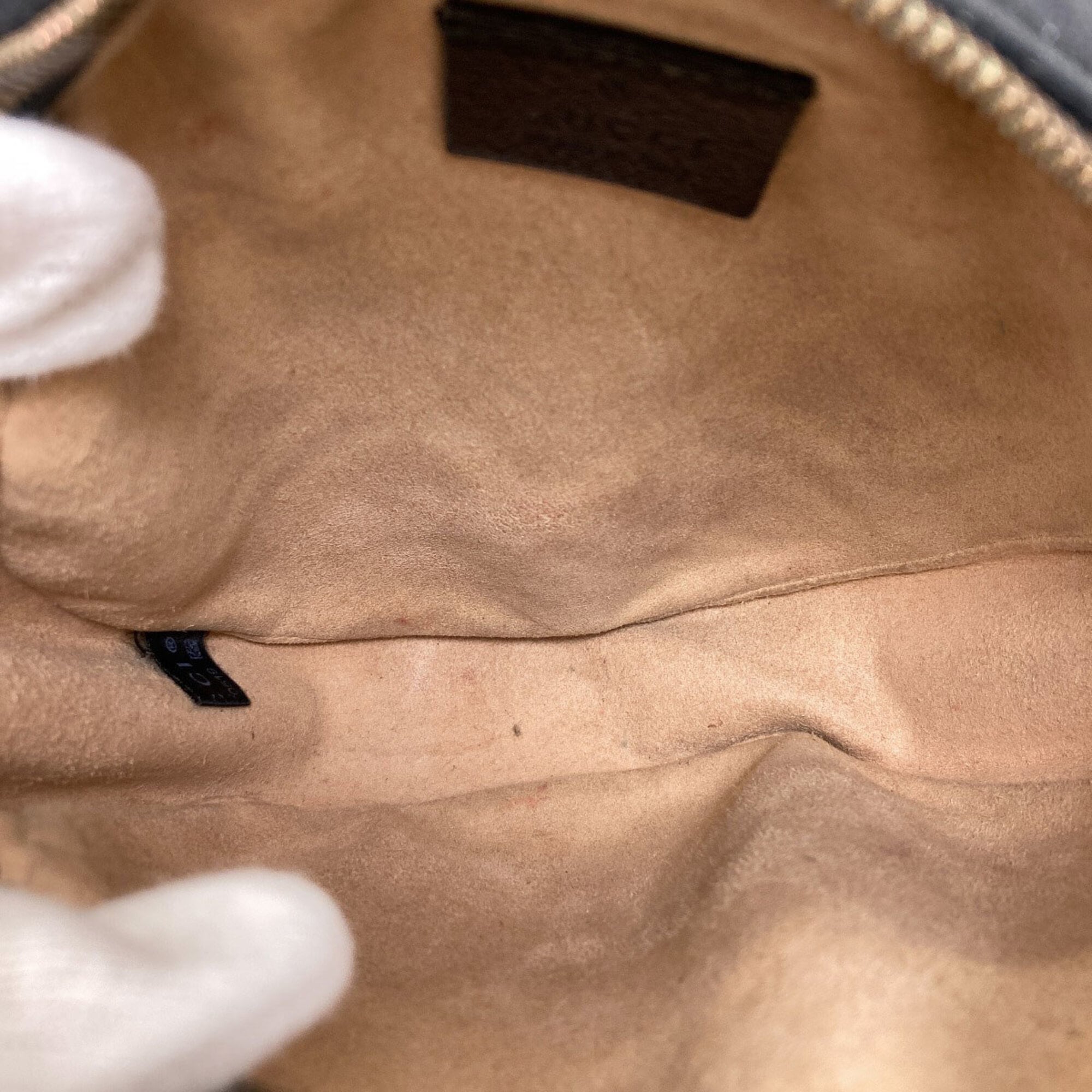 Gucci Black Leather Shoulder Bag (Pre-Owned)