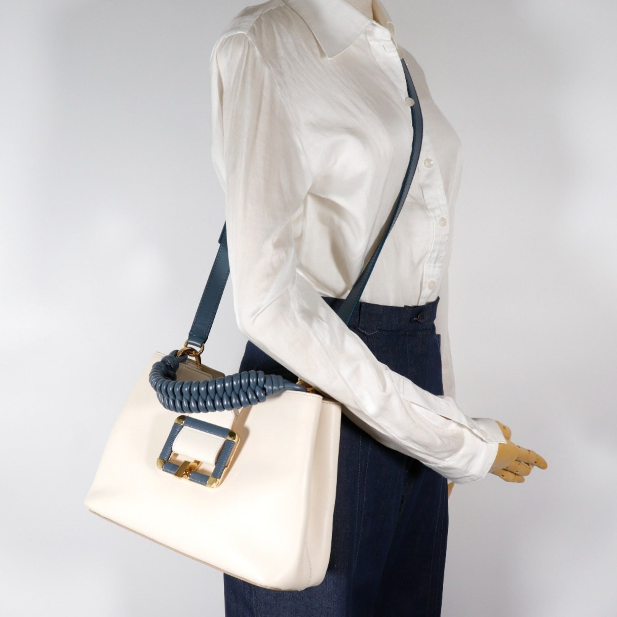 Bally Blue White Leather Handbag (Pre-Owned)