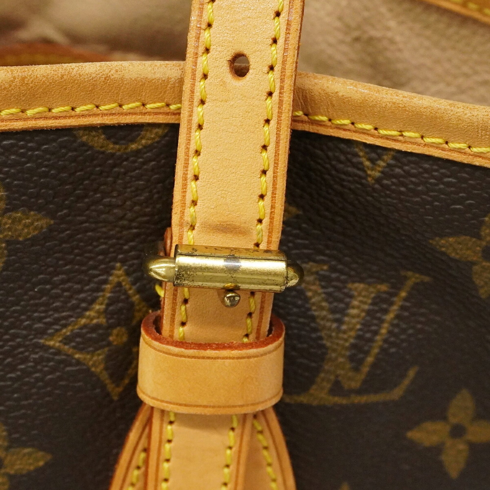 Louis Vuitton Brown Tote Bag (Pre-Owned)