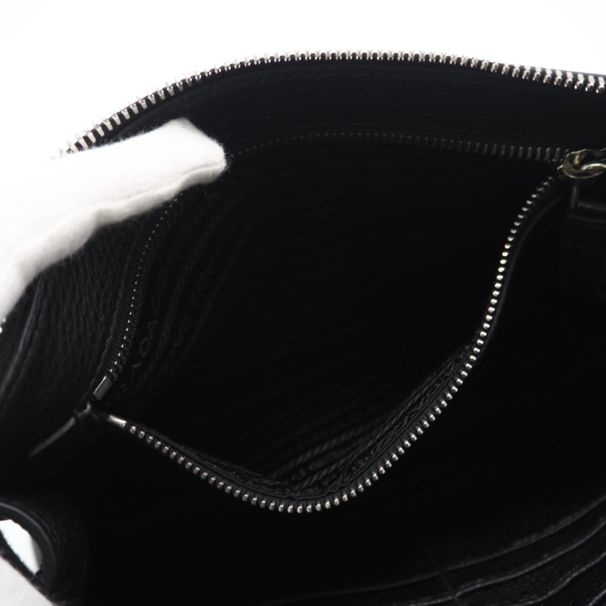 Prada Black Leather Beach Bag Clutch Bag (Pre-Owned)