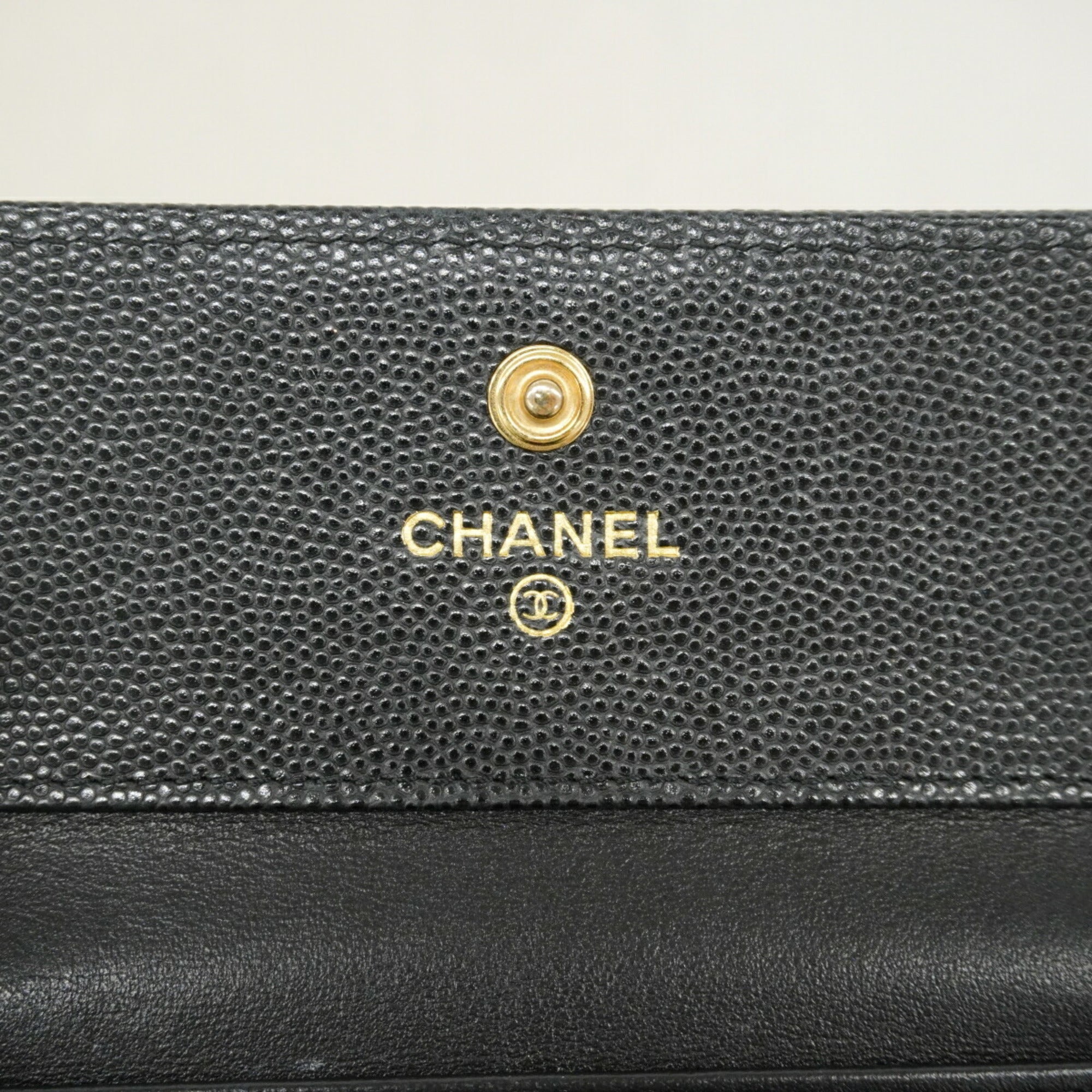 Chanel Black Grained Calfskin Wallet (Bi-Fold) (Pre-Owned)