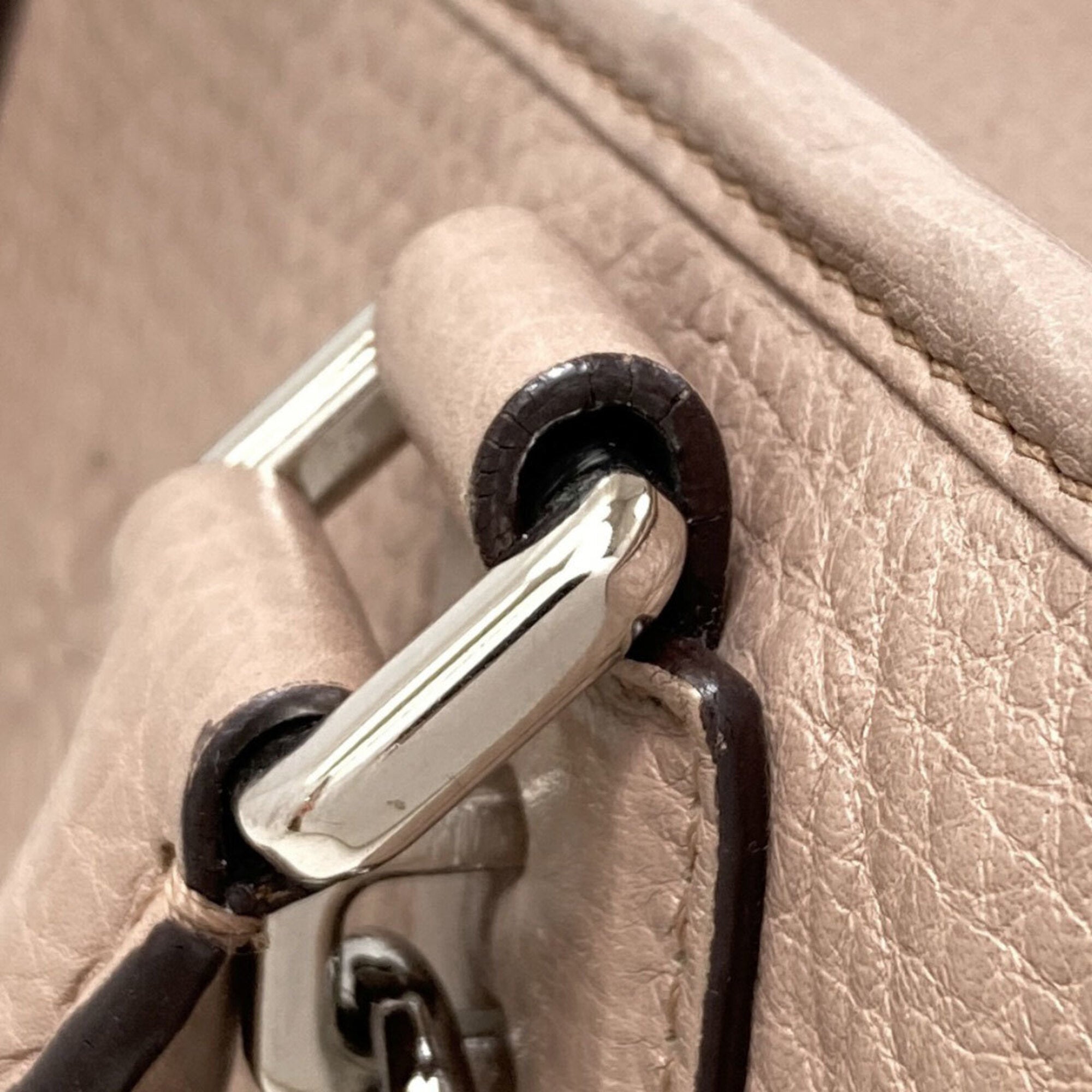 Loewe Amazona Grayish Leather Handbag (Pre-Owned)