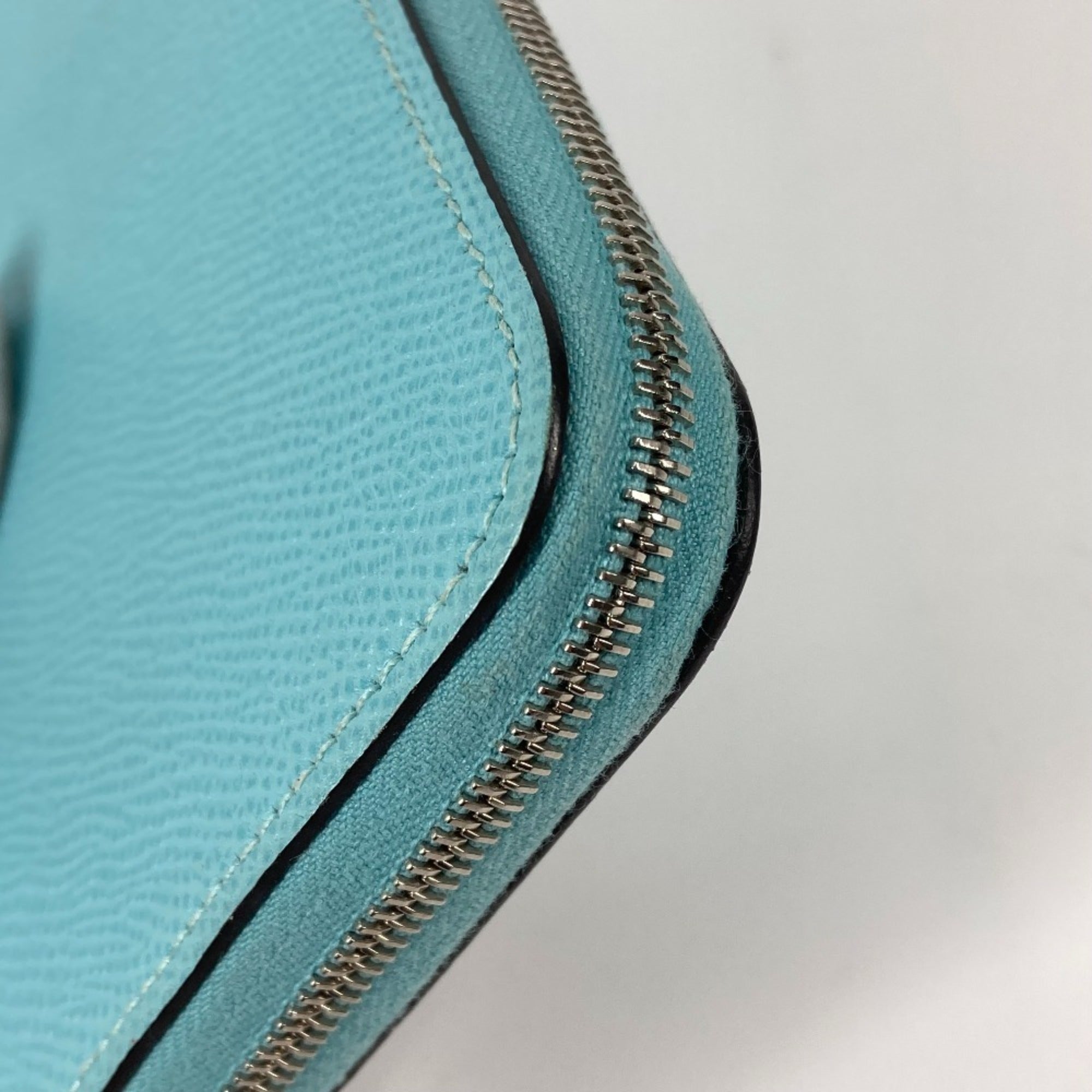 Hermes Blue Pink Epsom Leather Chain/Shoulder Wallet (Pre-Owned)